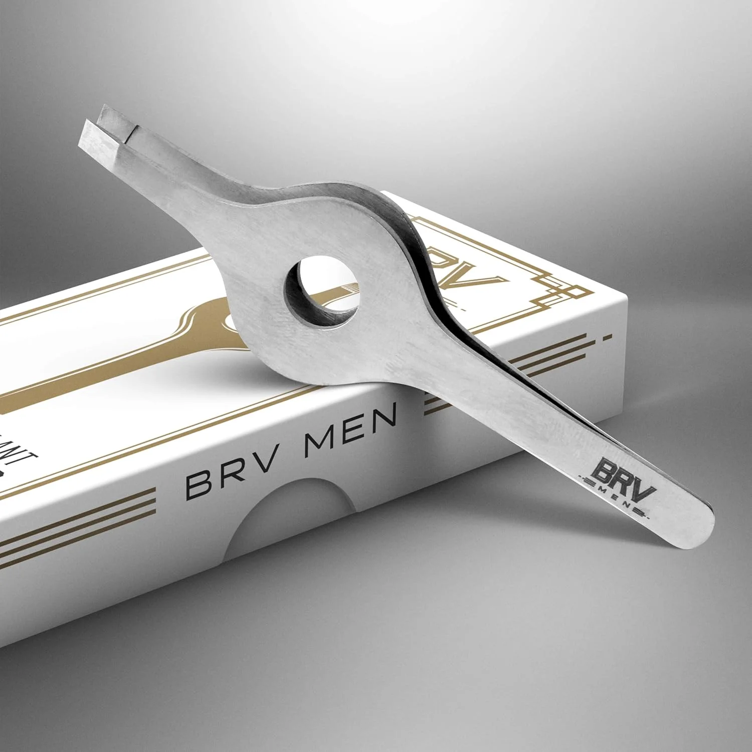 موچین نوک کج پهن BRV MEN - استیل ضد زنگ آلمانی - نوک های کج سوهان کاری شده دستی برای دقت فوق العاده - موچین برای ابرو، موهای بینی/گوش/صورت - درجه حرفه ای - (نقره ای) موچین نوک کج پهن BRV MEN - استیل ضد زنگ آلمانی - نوک های کج سوهان کاری شده دستی برای دقت فوق العاده - موچین برای ابرو، موهای بینی/گوش/صورت - درجه حرفه ای - (نقره ای)