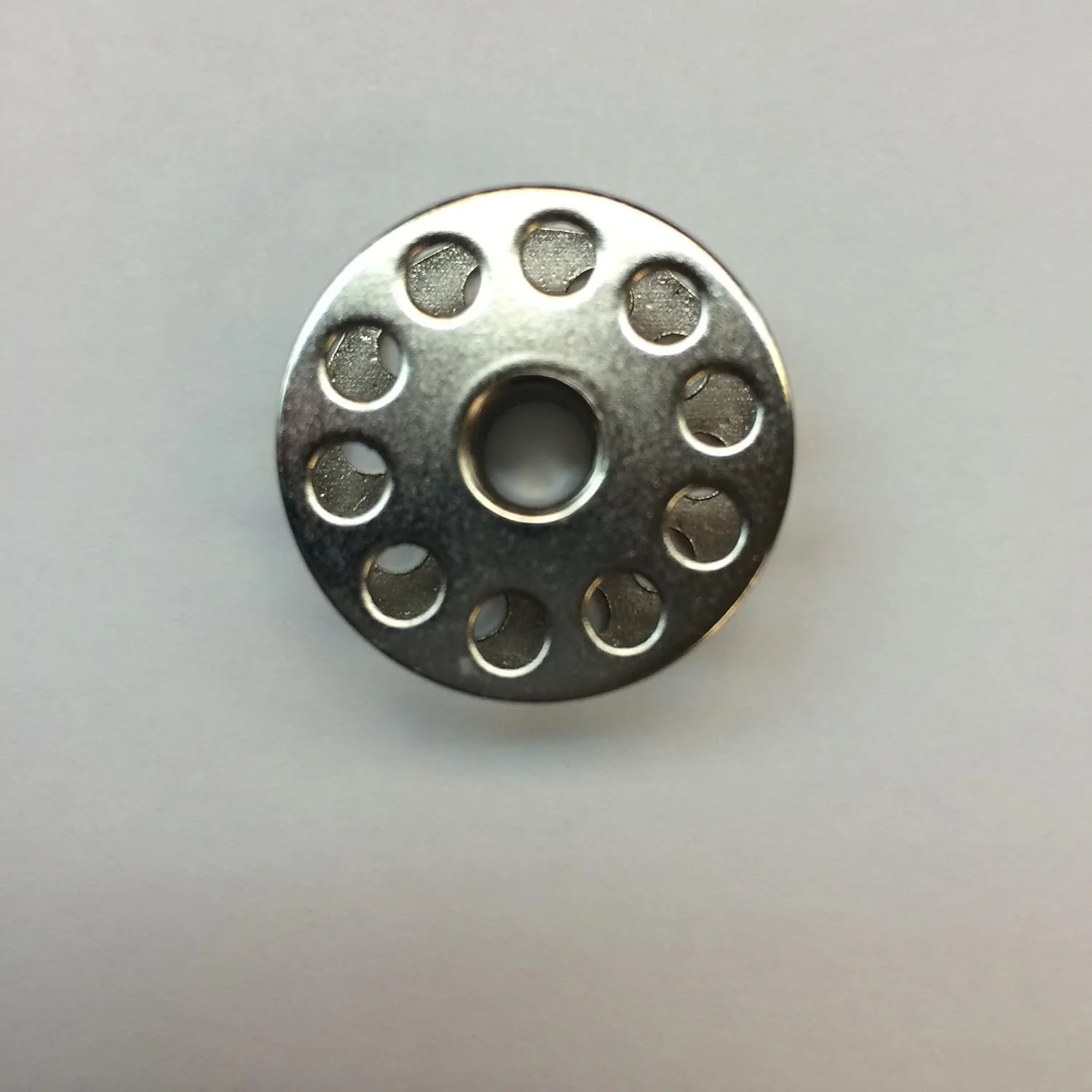 ماسوره های بزرگ Cutex Juki برای چرخ خیاطی های پایه متحرک Dnu-1541 Du-141 - بسته 10 عددی
