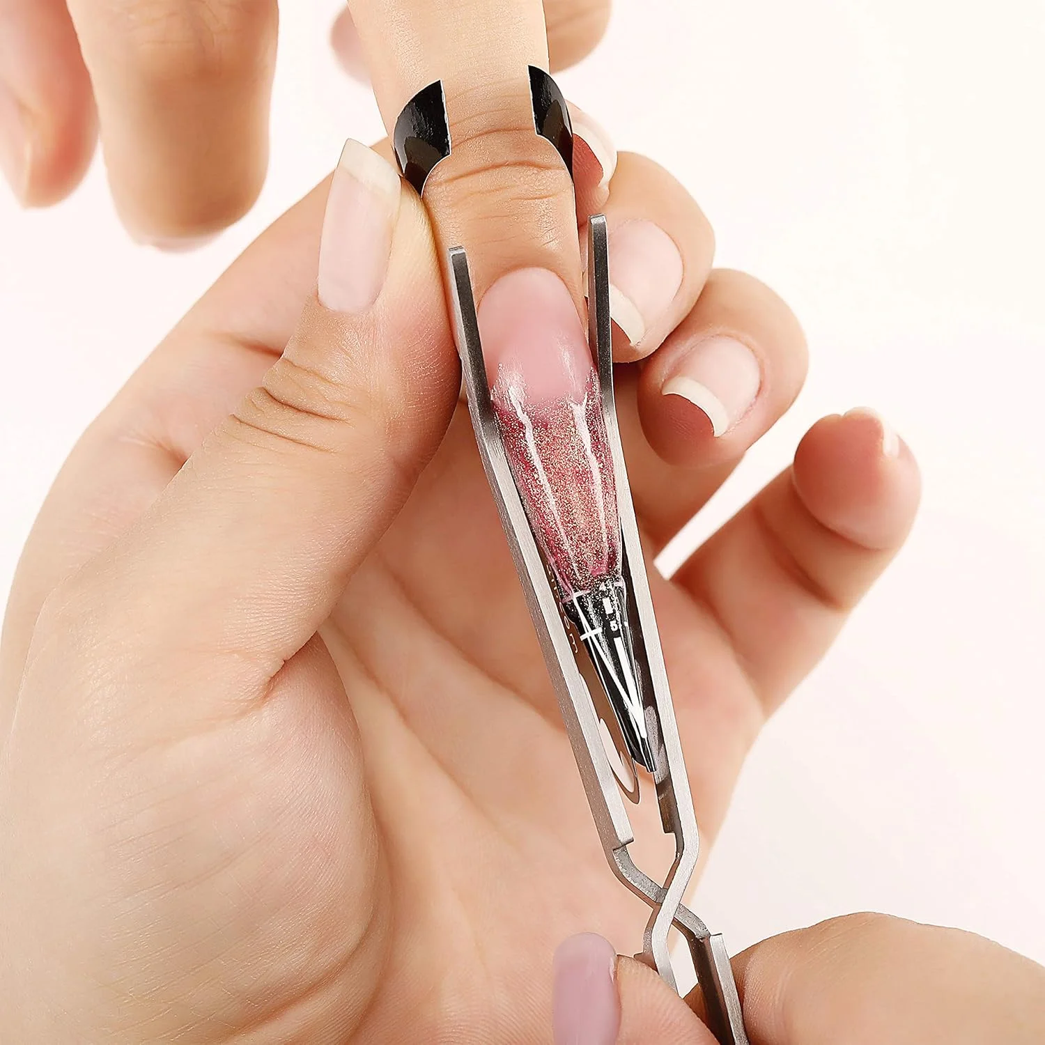 موچین بلوزکی برای طراحی ناخن و کاشت ناخن موچین بلوزکی برای طراحی ناخن و کاشت ناخن