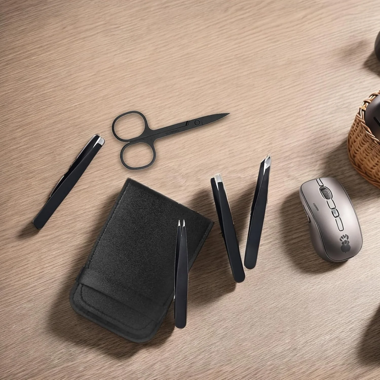 ست موچین 5 عددی استیل ضد زنگ، شامل موچین های تخت، موچین های نوک زاویه دار، مناسب برای برداشتن ابرو، مژه، ریش و برچسب پلک ست موچین 5 عددی استیل ضد زنگ، شامل موچین های تخت، موچین های نوک زاویه دار، مناسب برای برداشتن ابرو، مژه، ریش و برچسب پلک