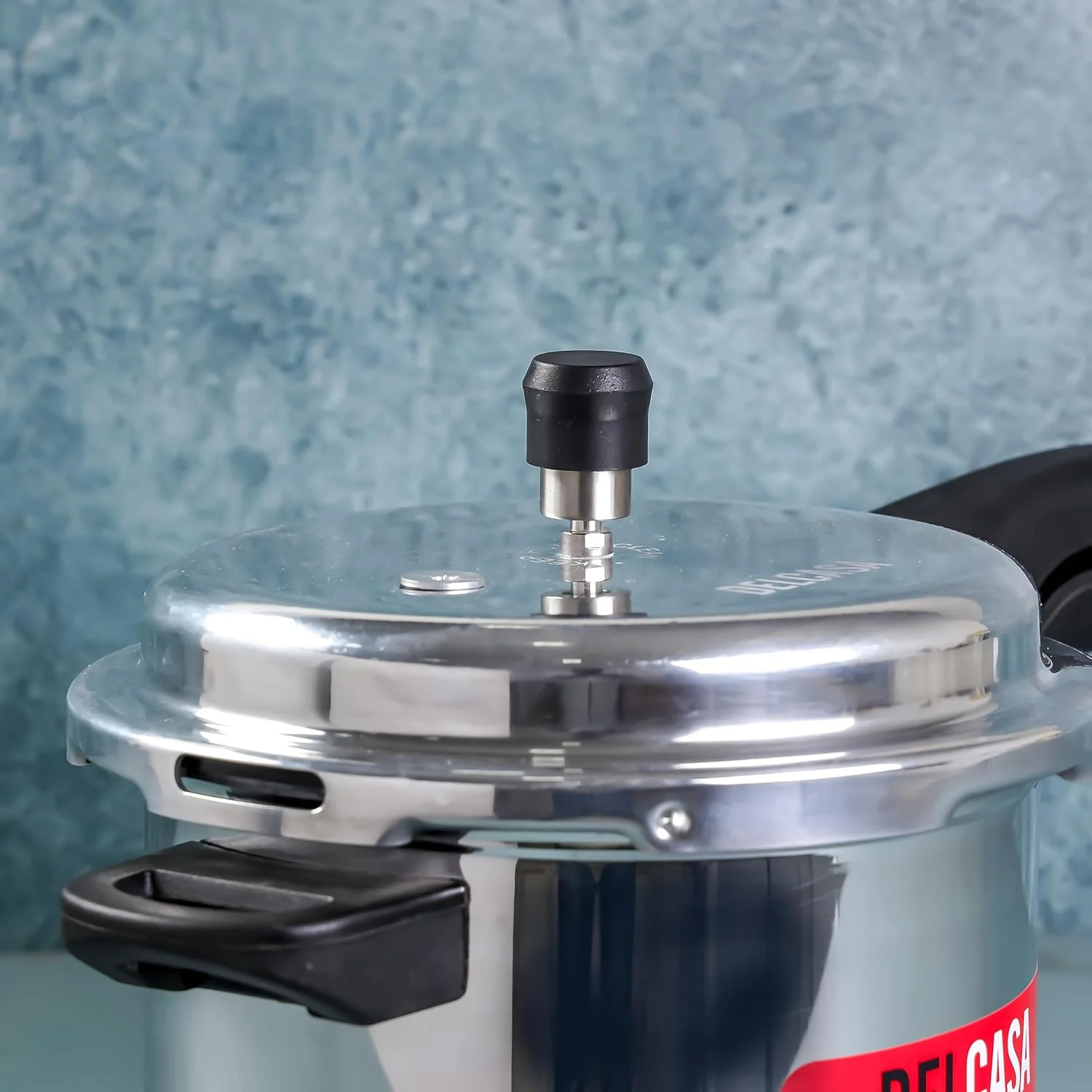 ست زودپز آلومینیومی دلکاسا مدل DC3377، ظرفیت 3/5 لیتر، نقره ای ست زودپز آلومینیومی دلکاسا مدل DC3377، ظرفیت 3/5 لیتر، نقره ای