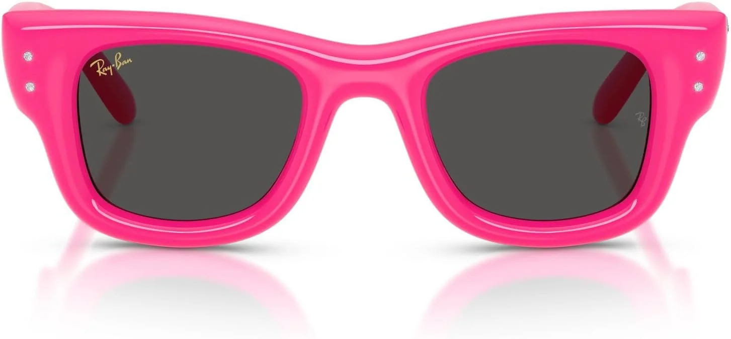 عینک آفتابی مربعی ری-بن مدل RB4940B Wayfarer Puffer Blacked Out Collection از A$AP Rocky، صورتی با نگین/خاکستری تیره، 47 میلی متر