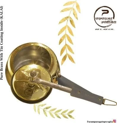 دیگ زودپز برنجی طلایی 2 لیتری با پوشش قلع (قلع اندود) در داخل دیگ زودپز برنجی طلایی 2 لیتری با پوشش قلع (قلع اندود) در داخل