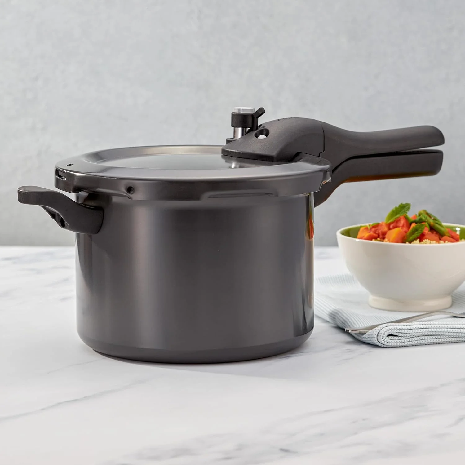 زودپز 5 لیتری Judge با پوشش سخت آنودایز شده زودپز 5 لیتری Judge با پوشش سخت آنودایز شده