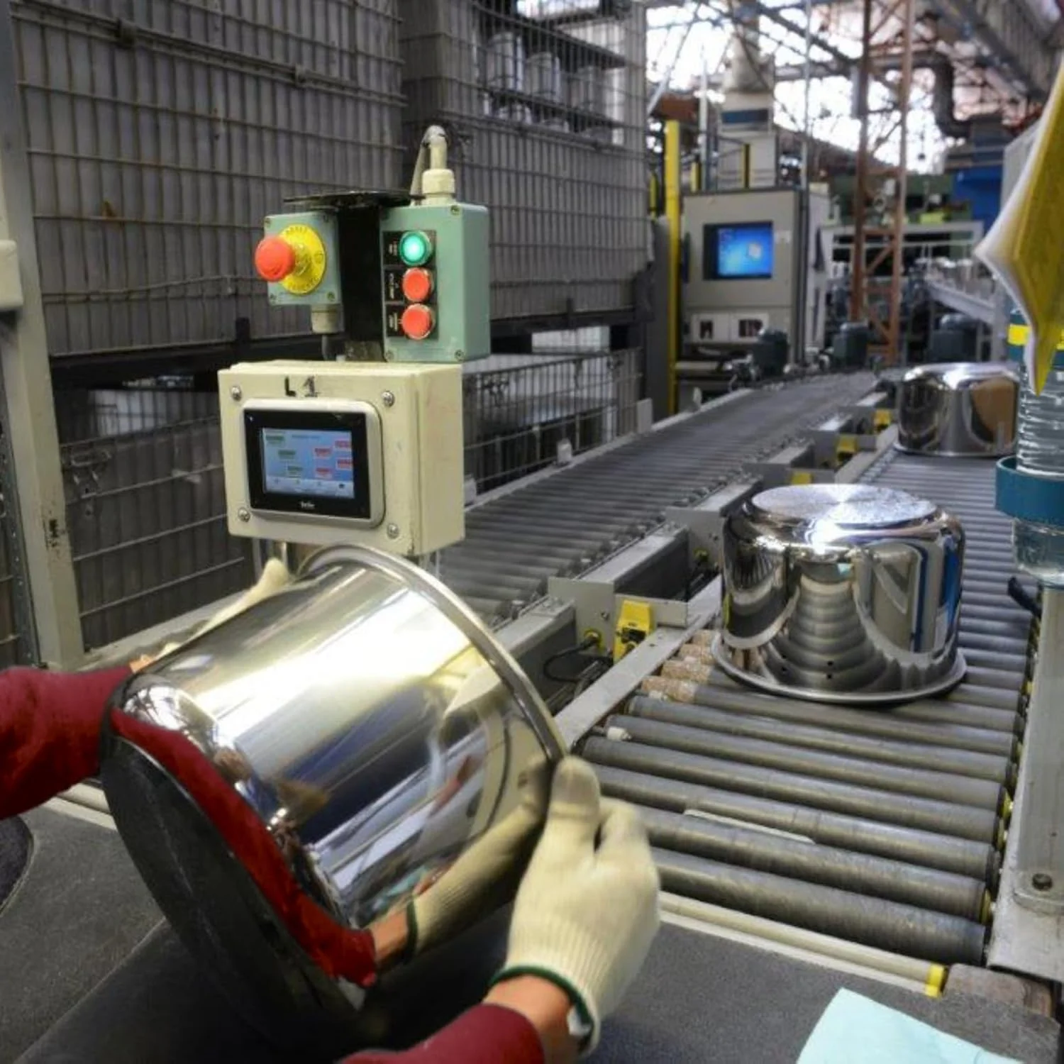 زودپز SEB P0534900 با ظرفیت 9 لیتر، جنس استیل ضد زنگ