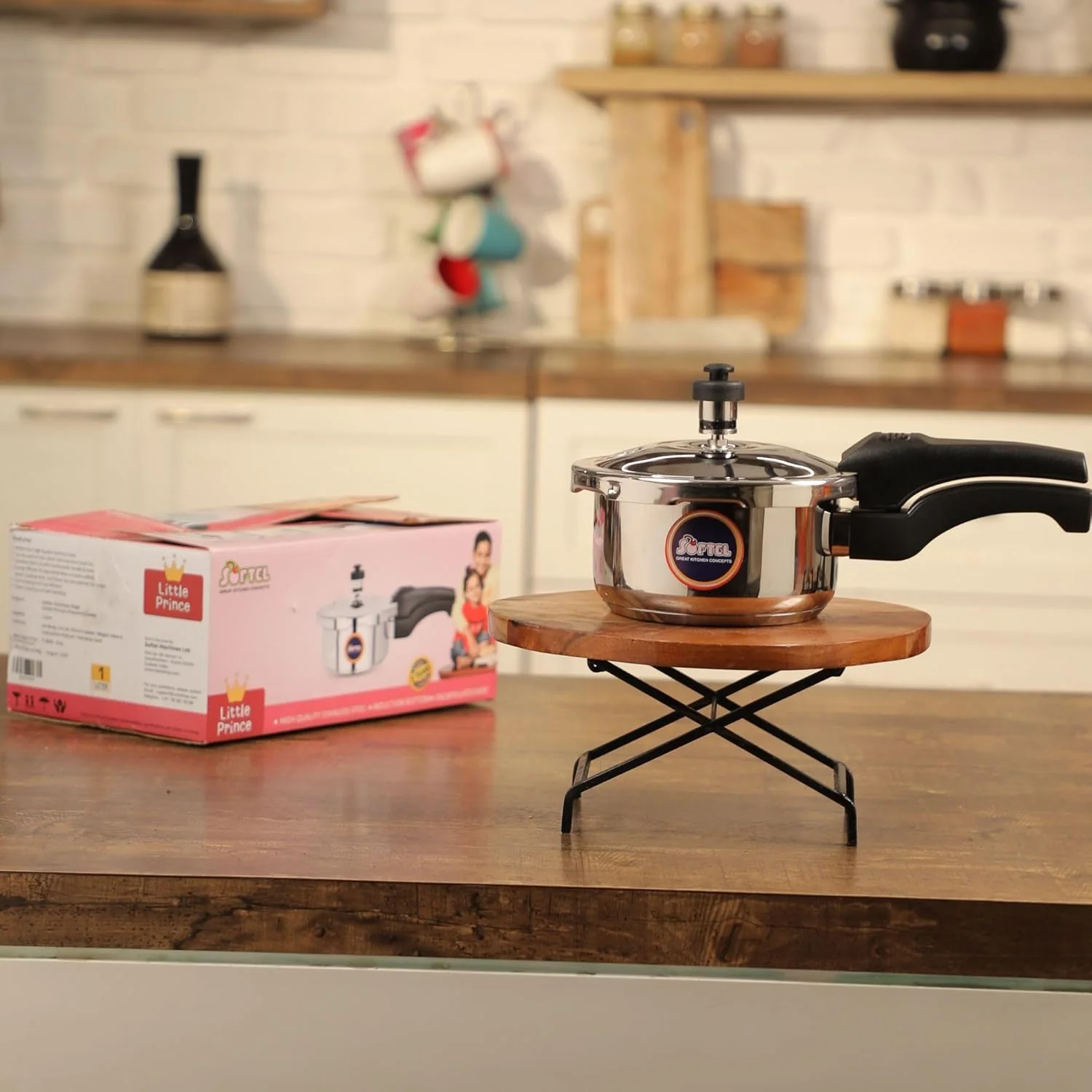 زودپز استیل سافتل مدل Little Prince با ظرفیت 1 لیتر، درب خارجی، مناسب برای اجاق گازهای القایی، رنگ نقره ای زودپز استیل سافتل مدل Little Prince با ظرفیت 1 لیتر، درب خارجی، مناسب برای اجاق گازهای القایی، رنگ نقره ای