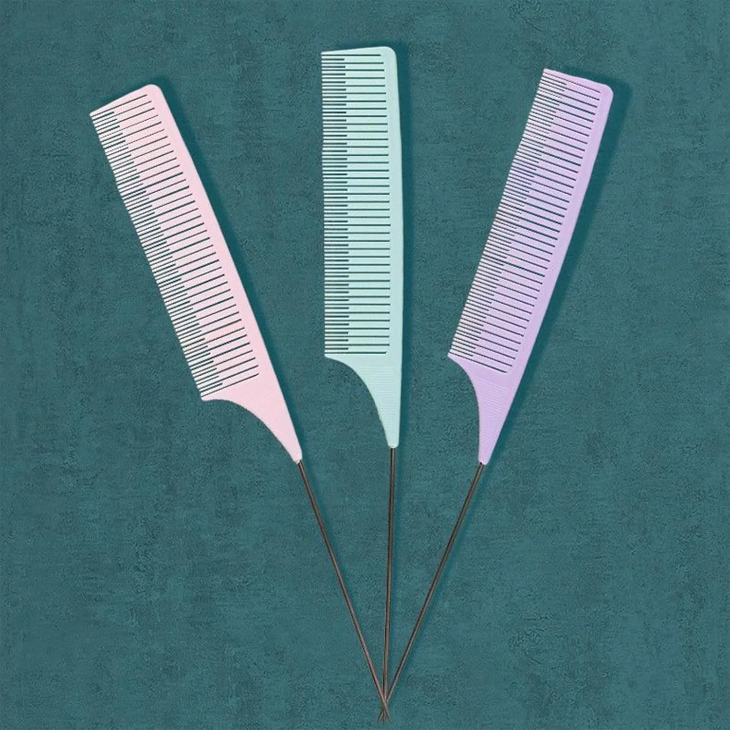 ست شانه هایلایت – شانه مو دم باریک با دم فلزی، شانه آرایشگری برای رنگ مو، شانه مو، شانه فلزی برای مو، شانه هایلایت، شانه دم سوزنی – بسته 3 عددی پاستلی ست شانه هایلایت – شانه مو دم باریک با دم فلزی، شانه آرایشگری برای رنگ مو، شانه مو، شانه فلزی برای مو، شانه هایلایت، شانه دم سوزنی – بسته 3 عددی پاستلی