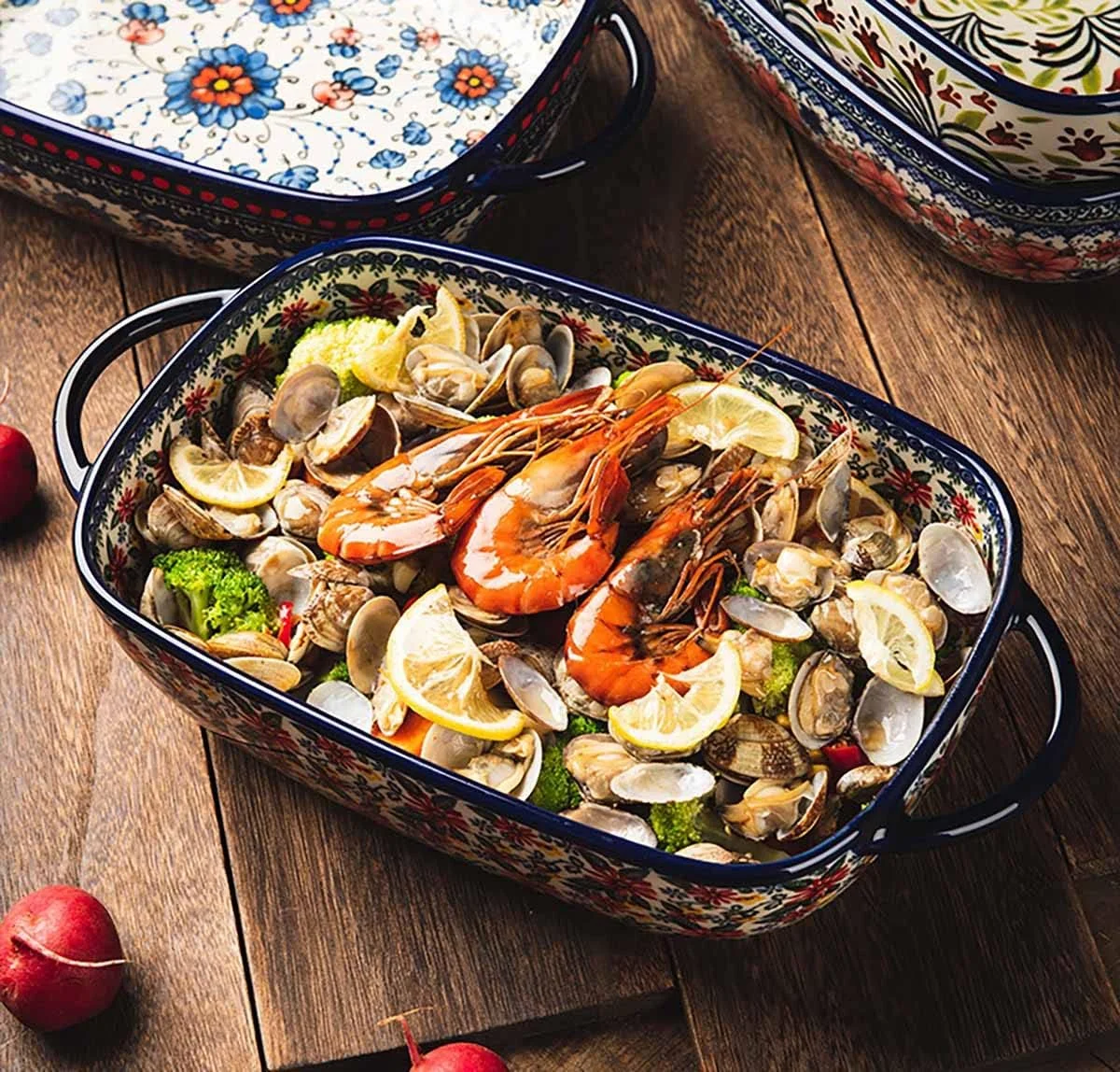 ظرف سوفله خوری سرامیکی بیکوزات طرح گل بابونه قرمز، سبک وینتیج، مناسب فر/پخت و پز/آشپزخانه - یک عدد، 1774 میلی لیتر ظرف سوفله خوری سرامیکی بیکوزات طرح گل بابونه قرمز، سبک وینتیج، مناسب فر/پخت و پز/آشپزخانه - یک عدد، 1774 میلی لیتر