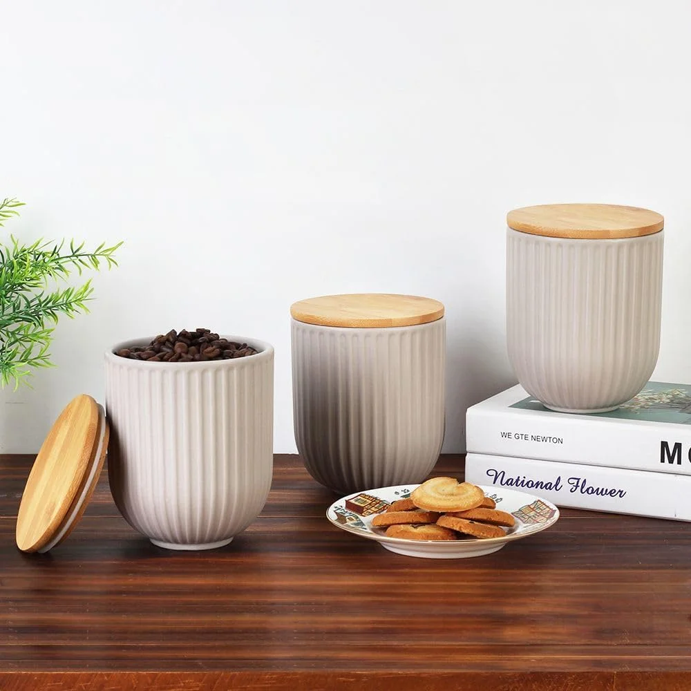 ست ۳ تکه ظروف سرامیکی ذخیره سازی آسترا با درب بامبو - ظروف آشپزخانه دربسته، ظروف شیک نگهداری مواد غذایی، ظروف سرامیکی بادوام برای نگهداری مواد غذایی، ادویه و قهوه - ۷۵۰ میلی لیتر