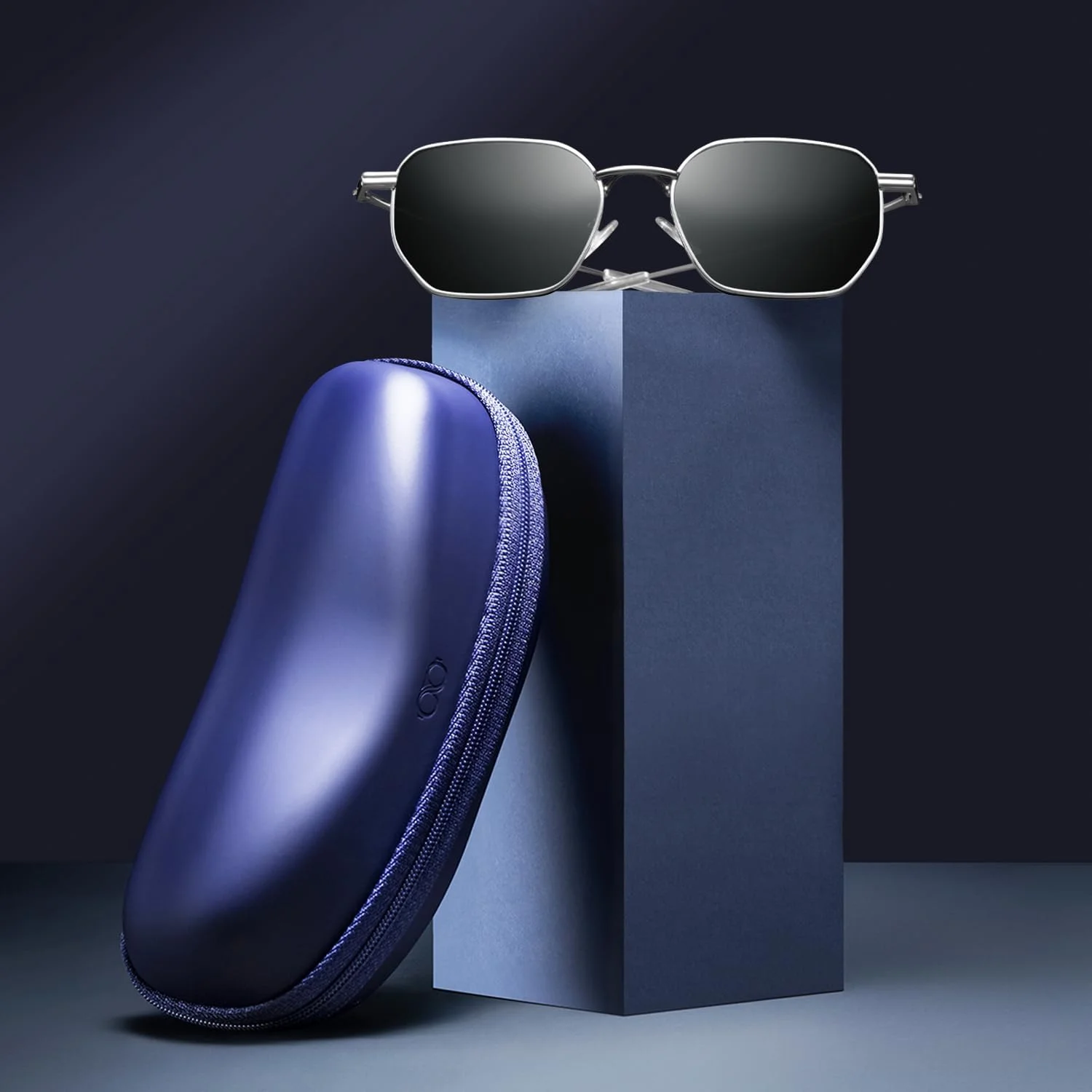 عینک آفتابی مربعی وی Vincent Chase از Lenskart | فریم کامل، جدیدترین و شیک ترین عینک آفتابی برند | محافظت 100% در برابر اشعه ماوراء بنفش | مردانه و زنانه | متوسط | VC S14458