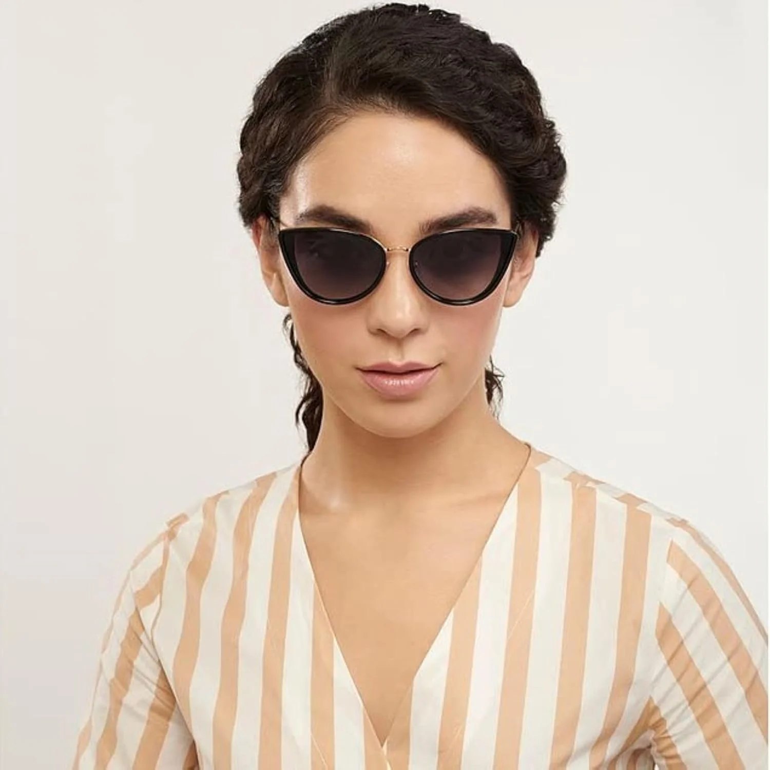 عینک آفتابی مربعی تمام فریم برند وینسنت چیس بای لنزکارت | جدیدترین و شیک ترین | پلاریزه و محافظت 100% در برابر اشعه ماوراء بنفش | مردانه و زنانه | مدیوم | LA S13164