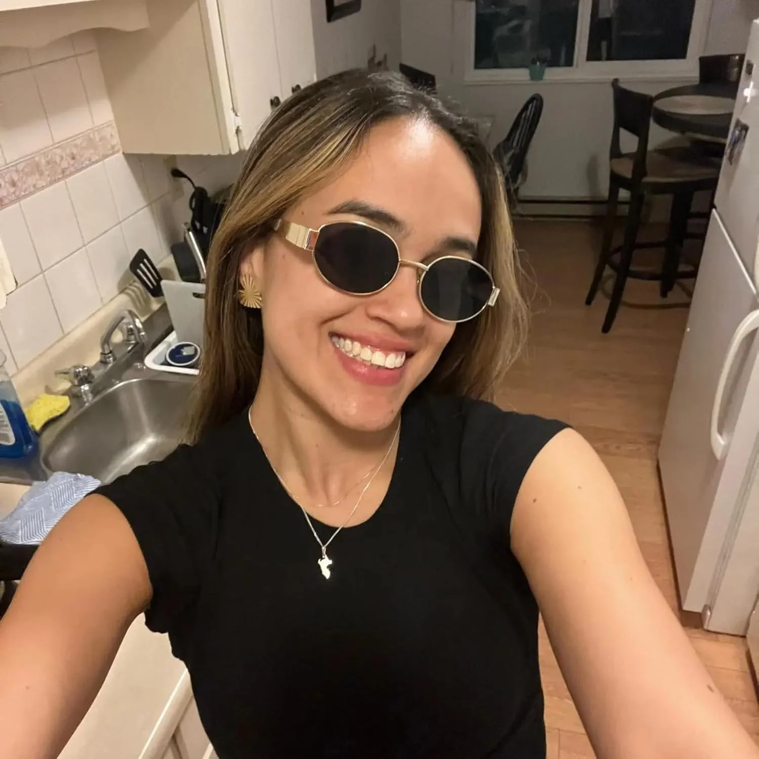 عینک آفتابی فلزی رترو YAMEIZE - عینک آفتابی گرد کلاسیک کوچک با محافظت UV400 برای زنان و مردان مناسب فضای باز