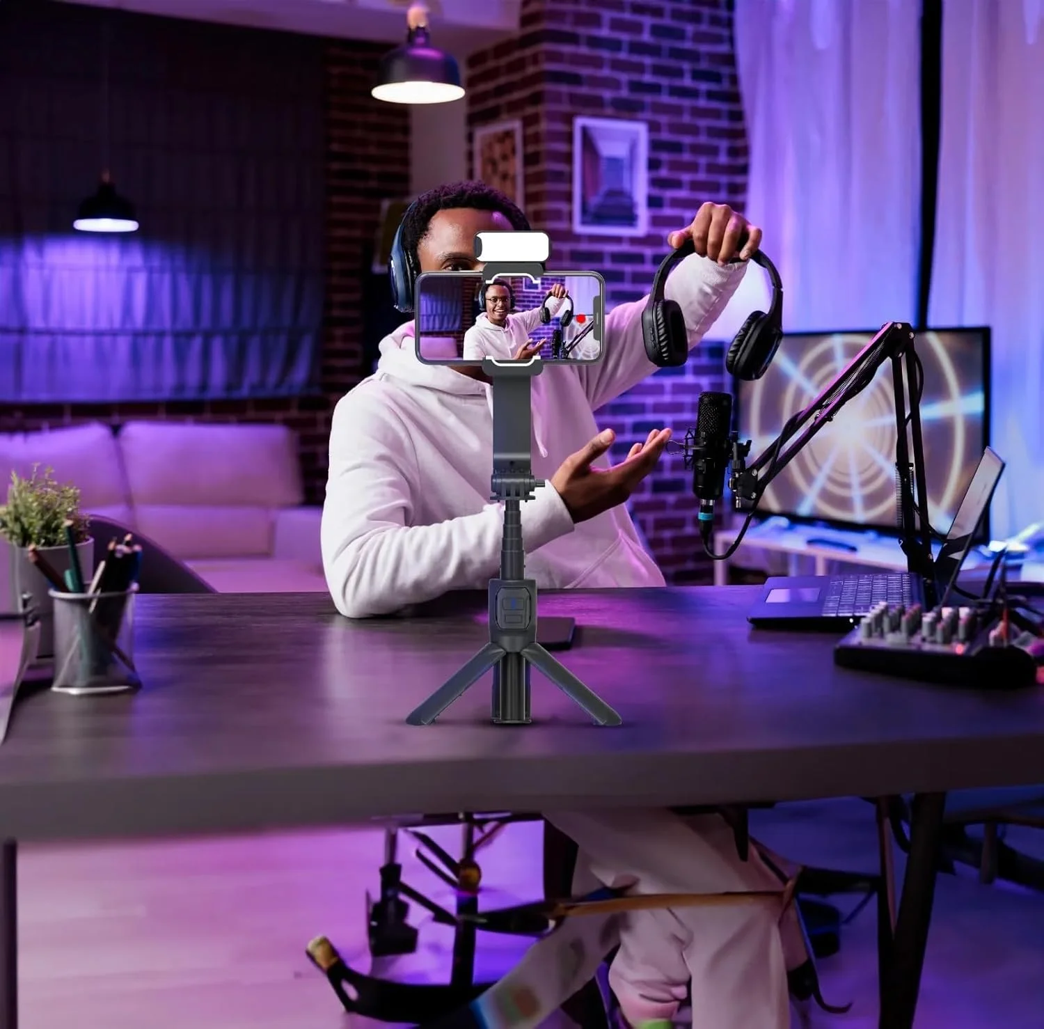 Porodo Anti-Shake Gimbal with rotatable central control - Black