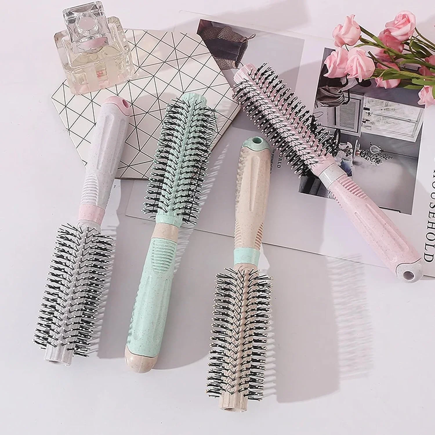 برس مو گرد BlackBoss به همراه تمیز کننده برس برای خشک کردن، حالت دادن، فر کردن، صاف کردن مو با موهای نرم نایلونی برای موهای کوتاه یا متوسط ​​مجعد برای زنان و مردان خالدار گرد (بنفش روشن)