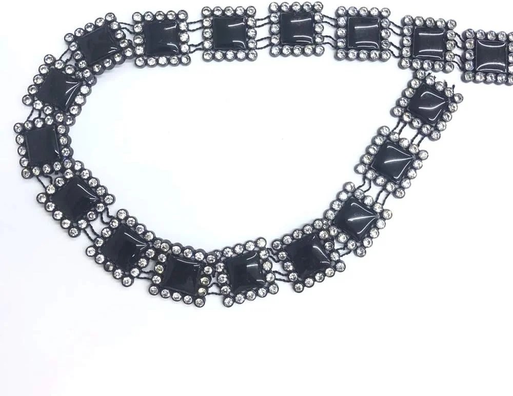 نوار تزیینی توری مشکی مربعی شکل 4.57 متری (اندازه 19x19 میلی متر) نوار تزیینی توری مشکی مربعی شکل 4.57 متری (اندازه 19x19 میلی متر)