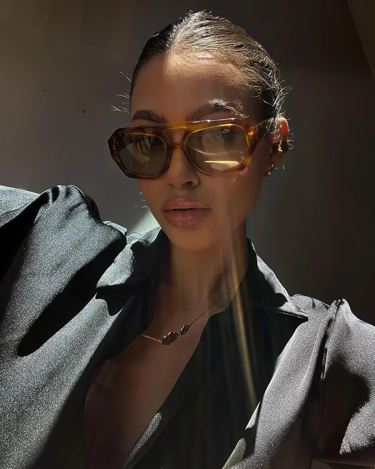 عینک آفتابی خلبانی شیک SDINM برای زنان و مردان، فریم ضخیم مربعی شش ضلعی، عینک آفتابی پل دوبل به سبک رترو دهه 70