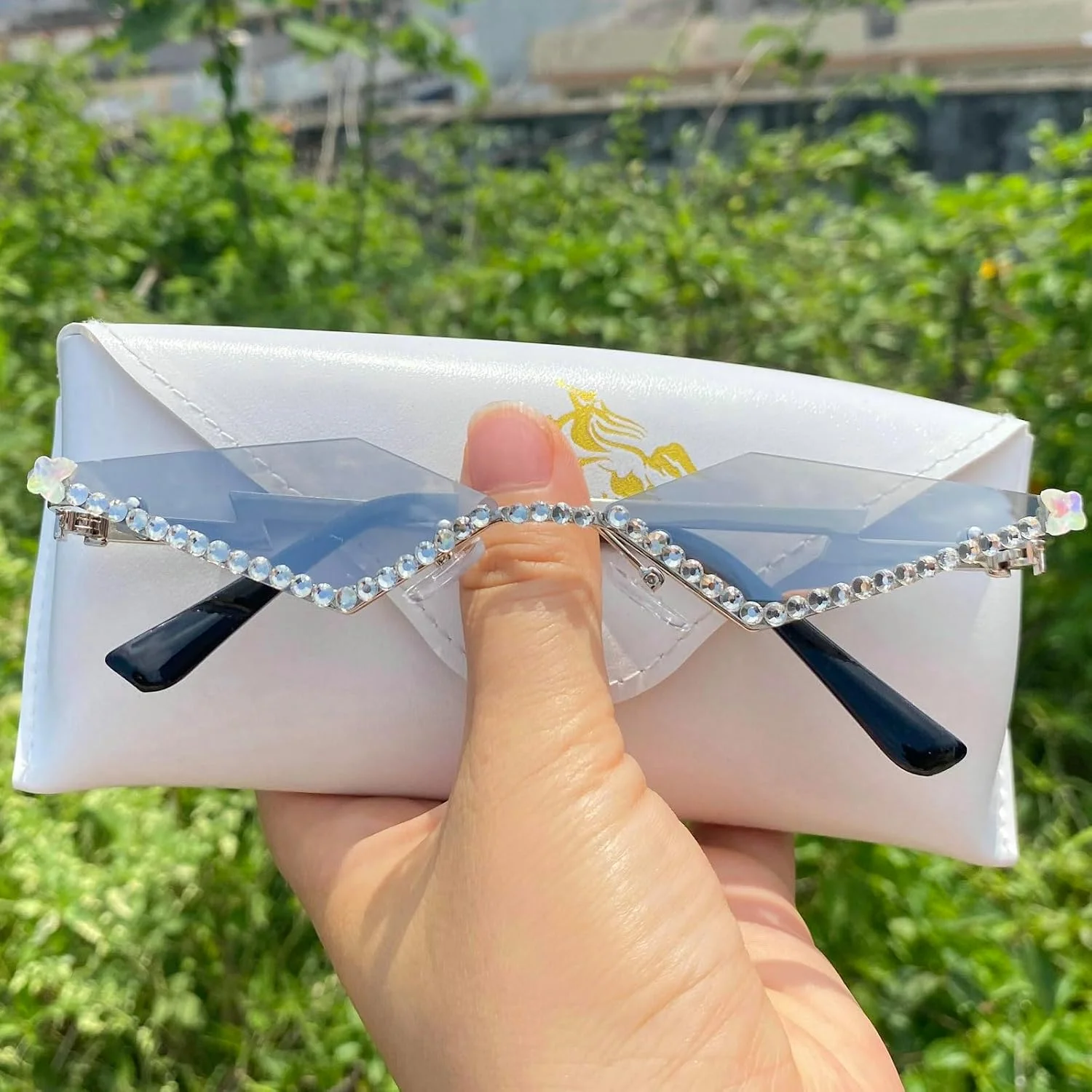 عینک آفتابی نگین دار بدون فریم طرح قدیمی دهه 90، فشن، طرح لوزی، کریستال الماسی، وای تو کی، رنگ آبنباتی، مدل چشم گربه ای، مناسب مهمانی