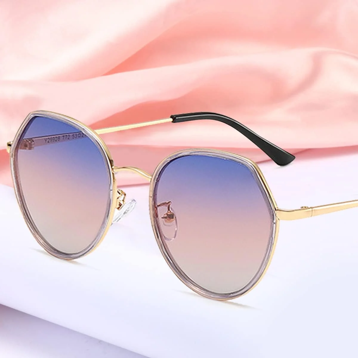 عینک آفتابی پلاریزه ECVV زنانه، فریم فلزی سبک، عینک آفتابی ورزشی مناسب رانندگی در فضای باز با مسدود کننده 100% اشعه ماوراء بنفش (آبی+صورتی)