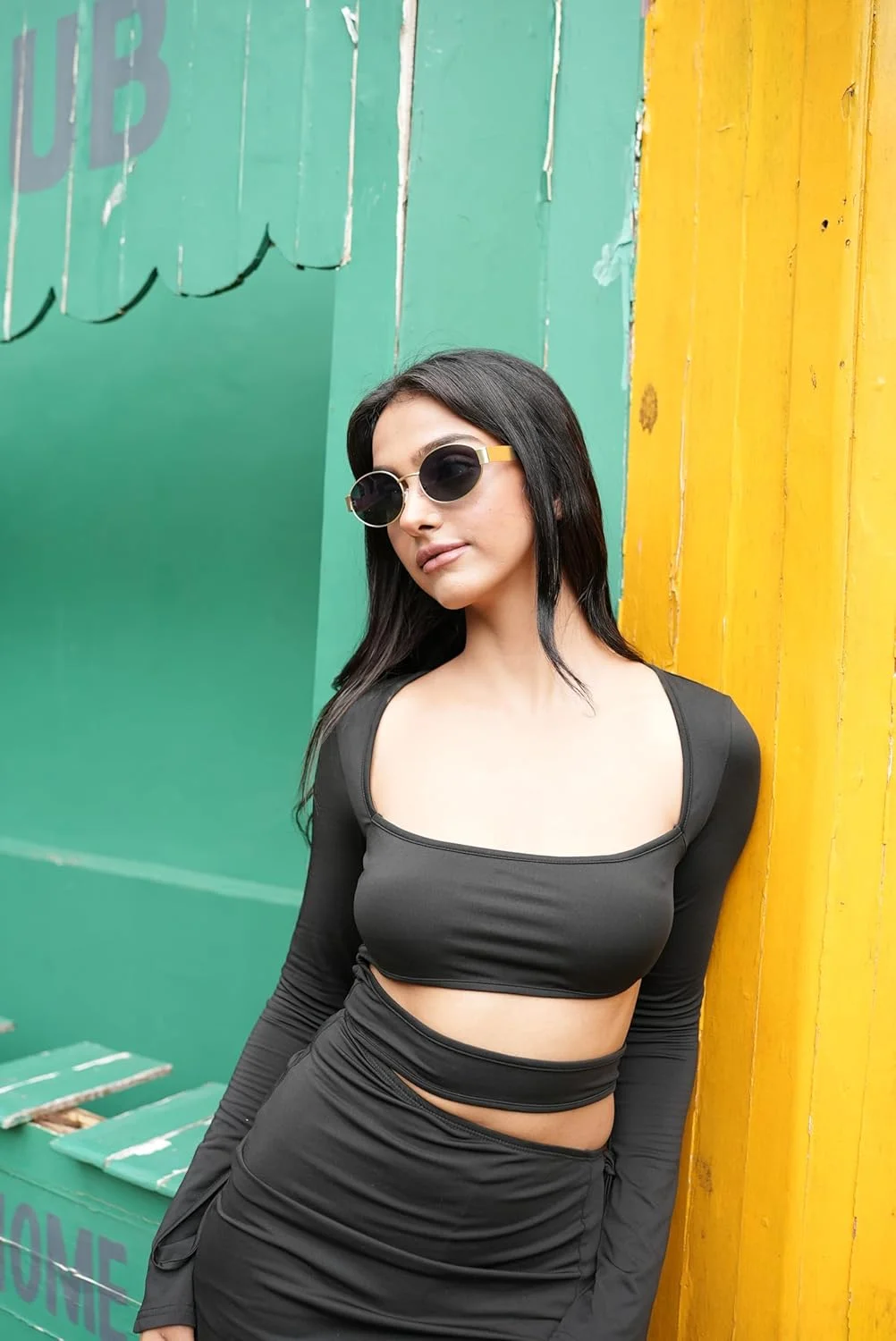 عینک آفتابی بیضی رترو Dervin برای زنان و مردان | محافظت UV 400 | فریم فلزی بادوام