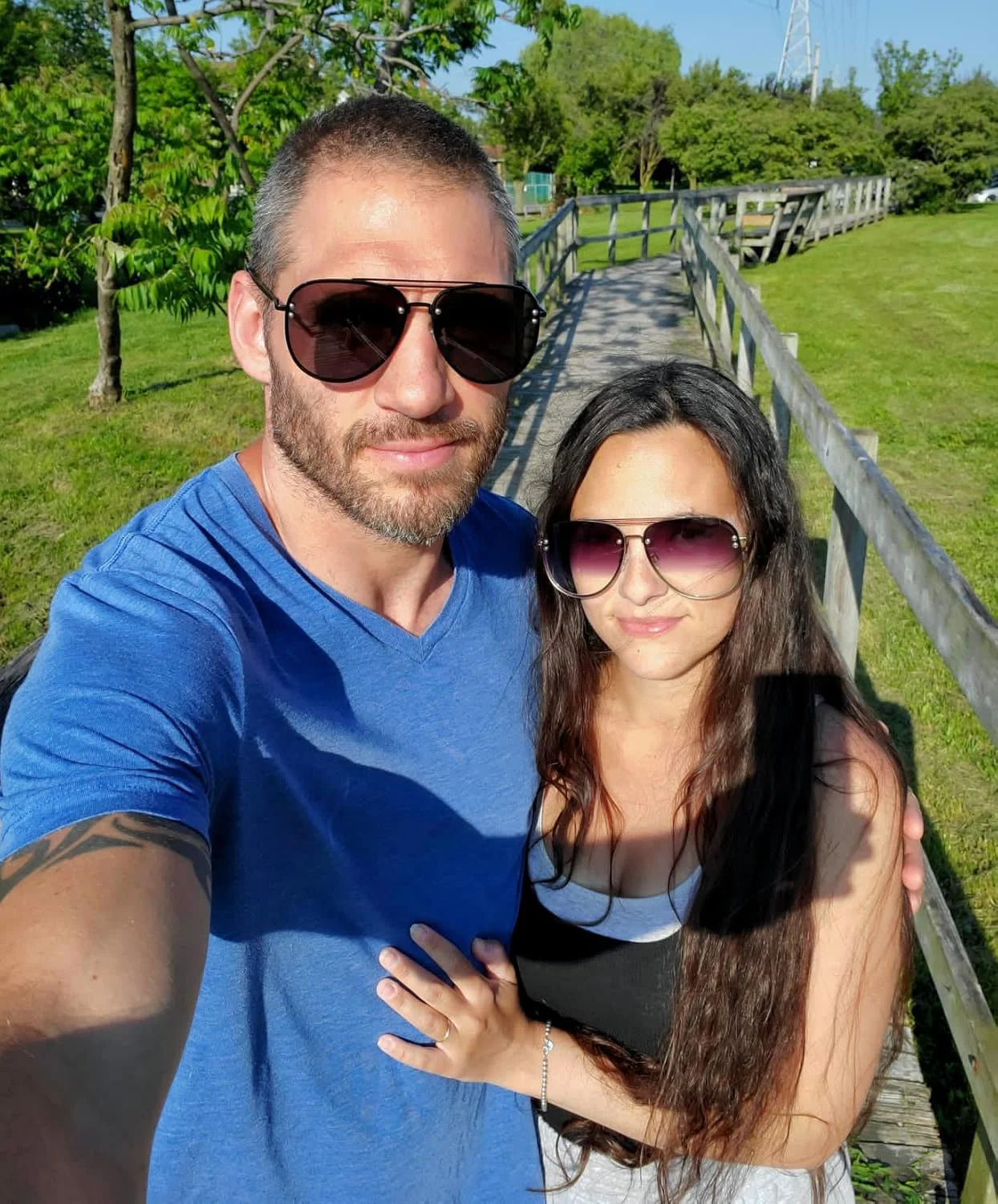 عینک آفتابی خلبانی بزرگ بدون فریم زنانه VIVIENFANG، لنز PC پلاریزه محافظ UV مدل VF2203