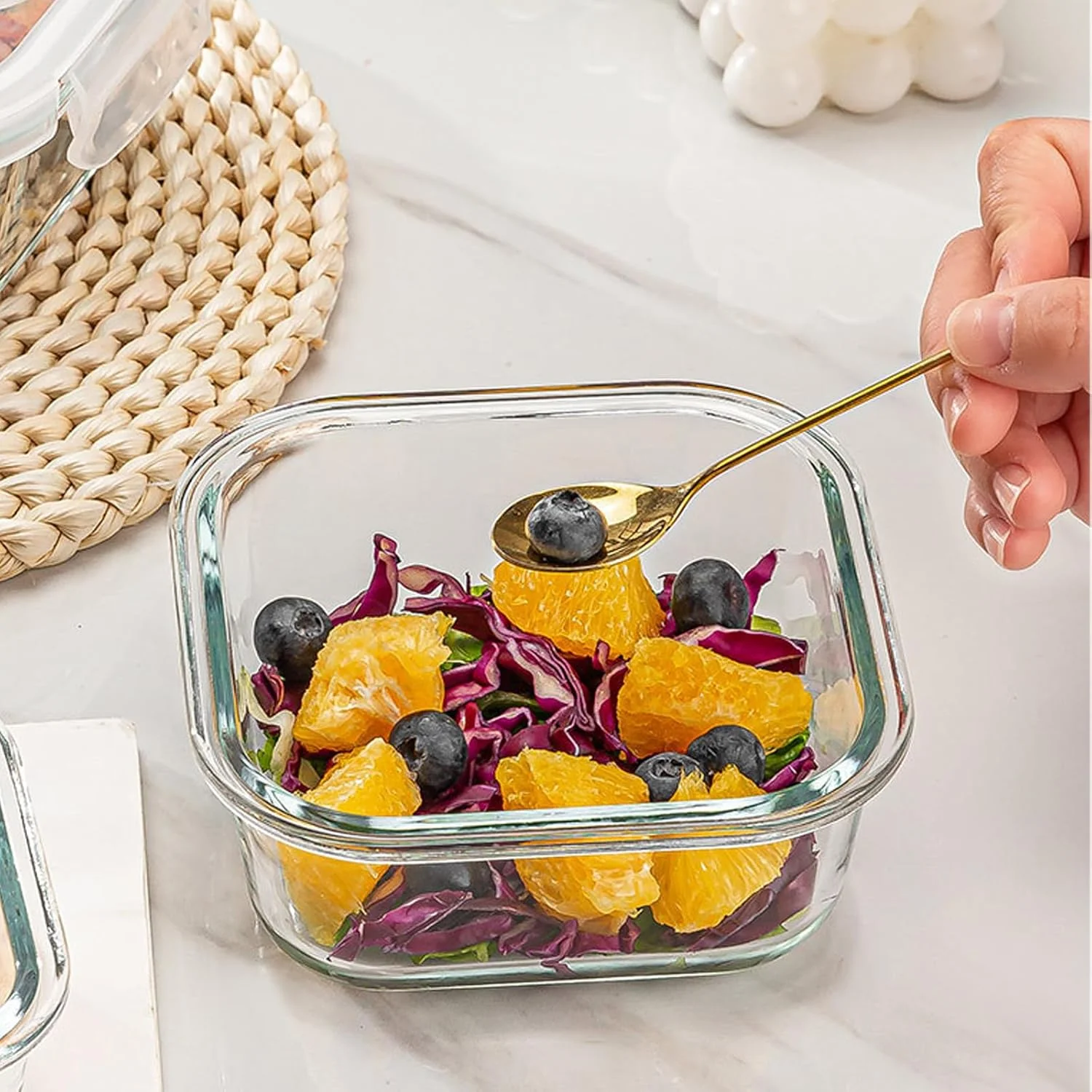 ظروف نگهداری غذا شیشه ای مربع شکل FEOOWV، بسته 4 عددی، ظروف شیشه ای کوچک مربع شکل با درب های محکم، ظروف آماده سازی غذا شیشه ای 515 میلی لیتری، ظروف شیشه ای ضد نشت سوپ، قابل استفاده در مایکروویو و فریزر (سفید)