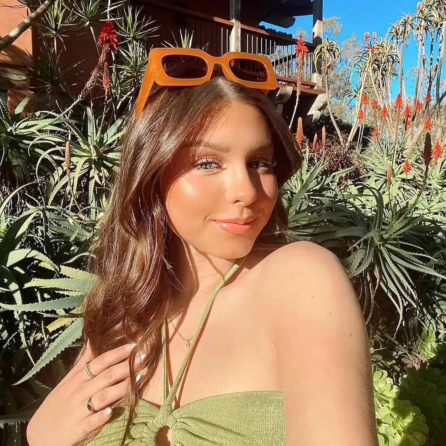 سانوولتیز 12 عینک آفتابی با استایل ترکیبی، کلاسیک، رترو، مناسب مهمانی، لوازم جانبی لباس، عینک عمده برای بزرگسالان زنانه و مردانه سانوولتیز 12 عینک آفتابی با استایل ترکیبی، کلاسیک، رترو، مناسب مهمانی، لوازم جانبی لباس، عینک عمده برای بزرگسالان زنانه و مردانه