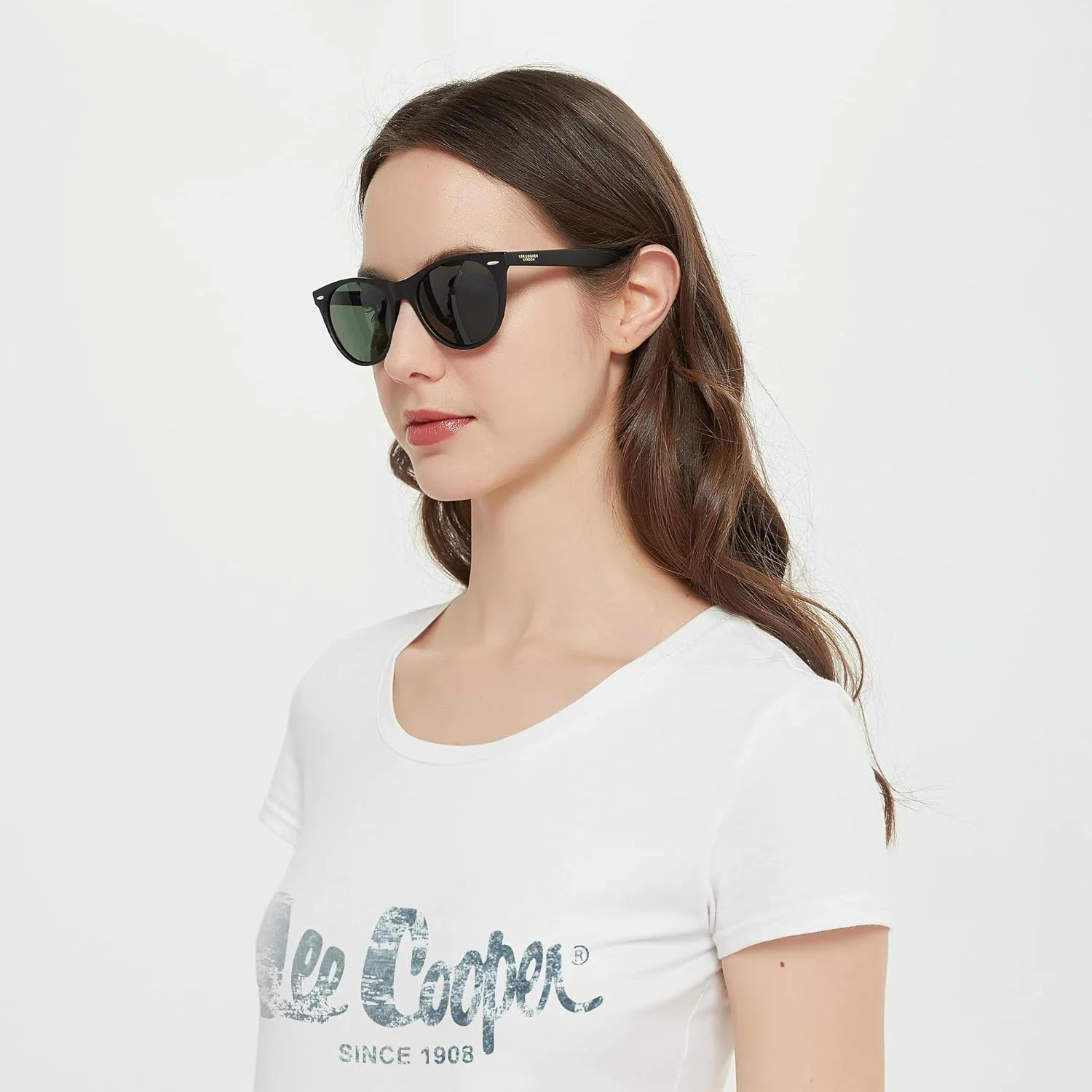 عینک آفتابی پلاریزه زنانه Lee Cooper مدل Iconic با محافظت UV - هدیه ای جذاب برای خانم ها، مناسب برای تمام فصول