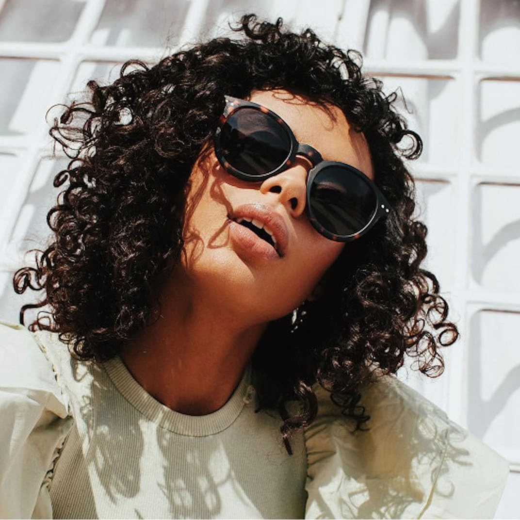 عینک آفتابی بزرگسال унисекс IZIPIZI مدل M & N