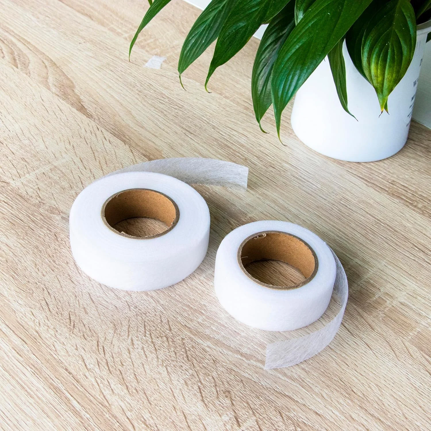 نوار چسب حرارتی بدون دوخت Loiisgy، عرض 2 سانتی متر، طول 64 متر (2 رول) - نوار چسب ذوب شدنی برای لباس، شلوار، پرده و پارچه نوار چسب حرارتی بدون دوخت Loiisgy، عرض 2 سانتی متر، طول 64 متر (2 رول) - نوار چسب ذوب شدنی برای لباس، شلوار، پرده و پارچه