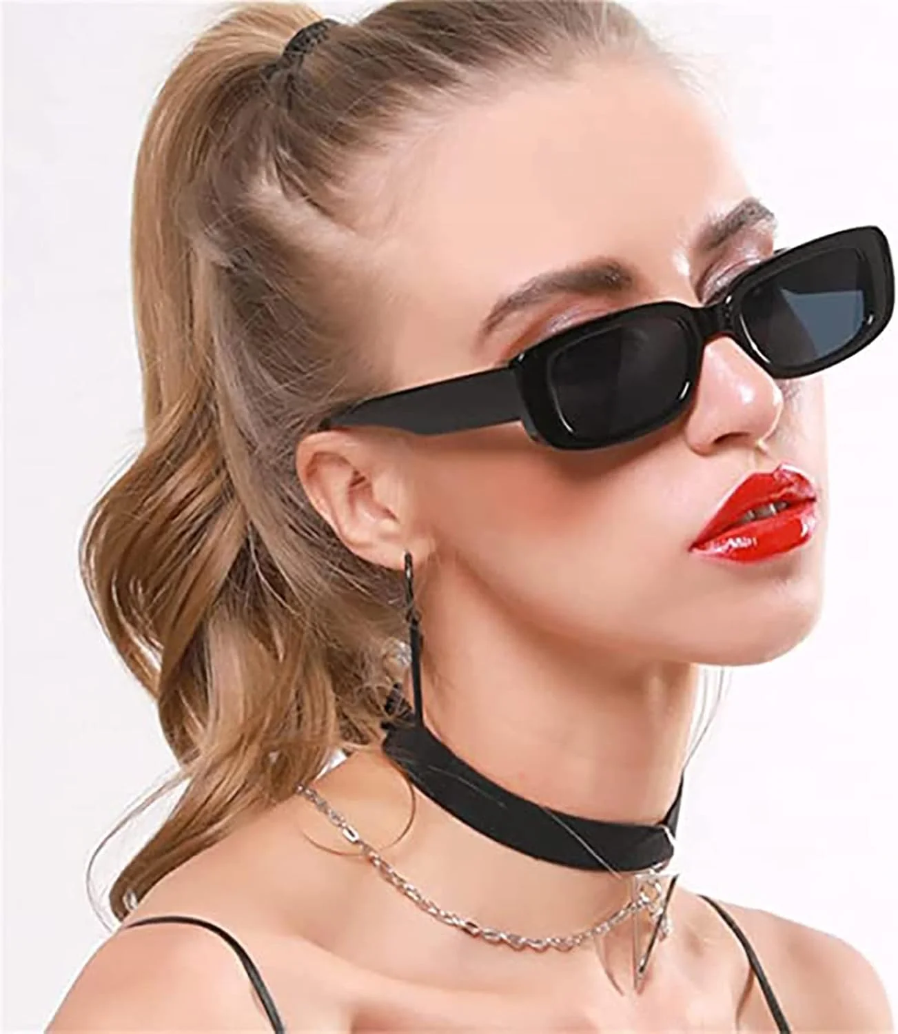 عینک آفتابی مربعی رترو و وینتیج ALMEKAQUZ برای زنان و مردان، کوچک، سایه های محافظت شده UV400 با استایل مد دهه 90 و فریم مستطیلی باریک برای رانندگی و محافظت در برابر آفتاب (2 عدد) عینک آفتابی مربعی رترو و وینتیج ALMEKAQUZ برای زنان و مردان، کوچک، سایه های محافظت شده UV400 با استایل مد دهه 90 و فریم مستطیلی باریک برای رانندگی و محافظت در برابر آفتاب (2 عدد)