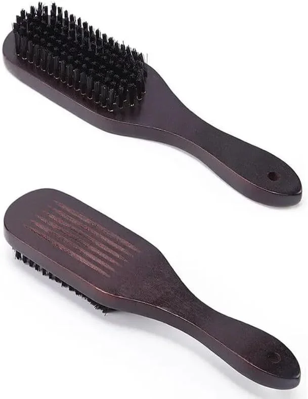 برس مو با موهای نرم متوسط و دسته چوبی قهوه ای