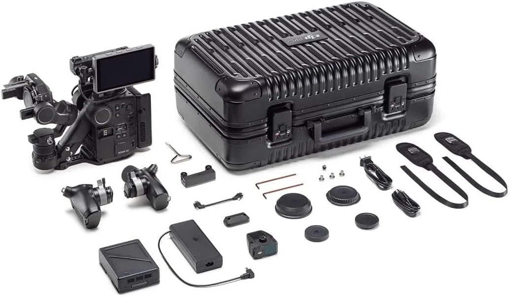 DJI Ronin 4D-6K، تثبیتکننده 4 محوره همتراز با دالی، طراحی ماژولار بسیار یکپارچه، دوربین گیمبال فول فریم، ضبط داخلی ProRes RAW با کیفیت 6K/60fps و 4K/120fps، فاصلهیاب LiDAR و موارد دیگر DJI Ronin 4D-6K، تثبیتکننده 4 محوره همتراز با دالی، طراحی ماژولار بسیار یکپارچه، دوربین گیمبال فول فریم، ضبط داخلی ProRes RAW با کیفیت 6K/60fps و 4K/120fps، فاصلهیاب LiDAR و موارد دیگر