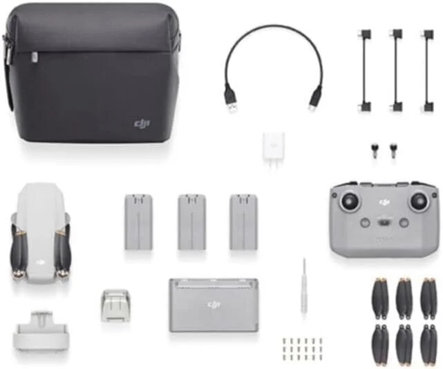DJI Mini 2 Fly More Combo – پهپاد فوق سبک تاشو، گیمبال 3 محوره با دوربین 4K، عکس های 12 مگاپیکسلی، 31 دقیقه زمان پرواز، انتقال ویدیویی HD با OcuSync 2.0 10km، QuickShots، خاکستری