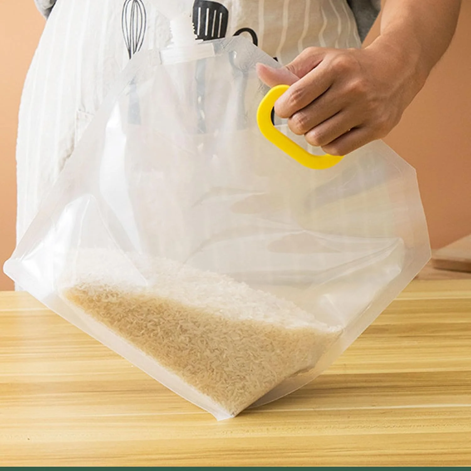 بسته 10 عددی کیسه نگهداری برنج و غلات، ظروف نگهداری غلات درب دار، کیسه مهر و موم شده غلات به همراه قیف، کیسه های نگهداری مواد غذایی شفاف قابل استفاده مجدد، کیسه نگهداری مواد غذایی خشک