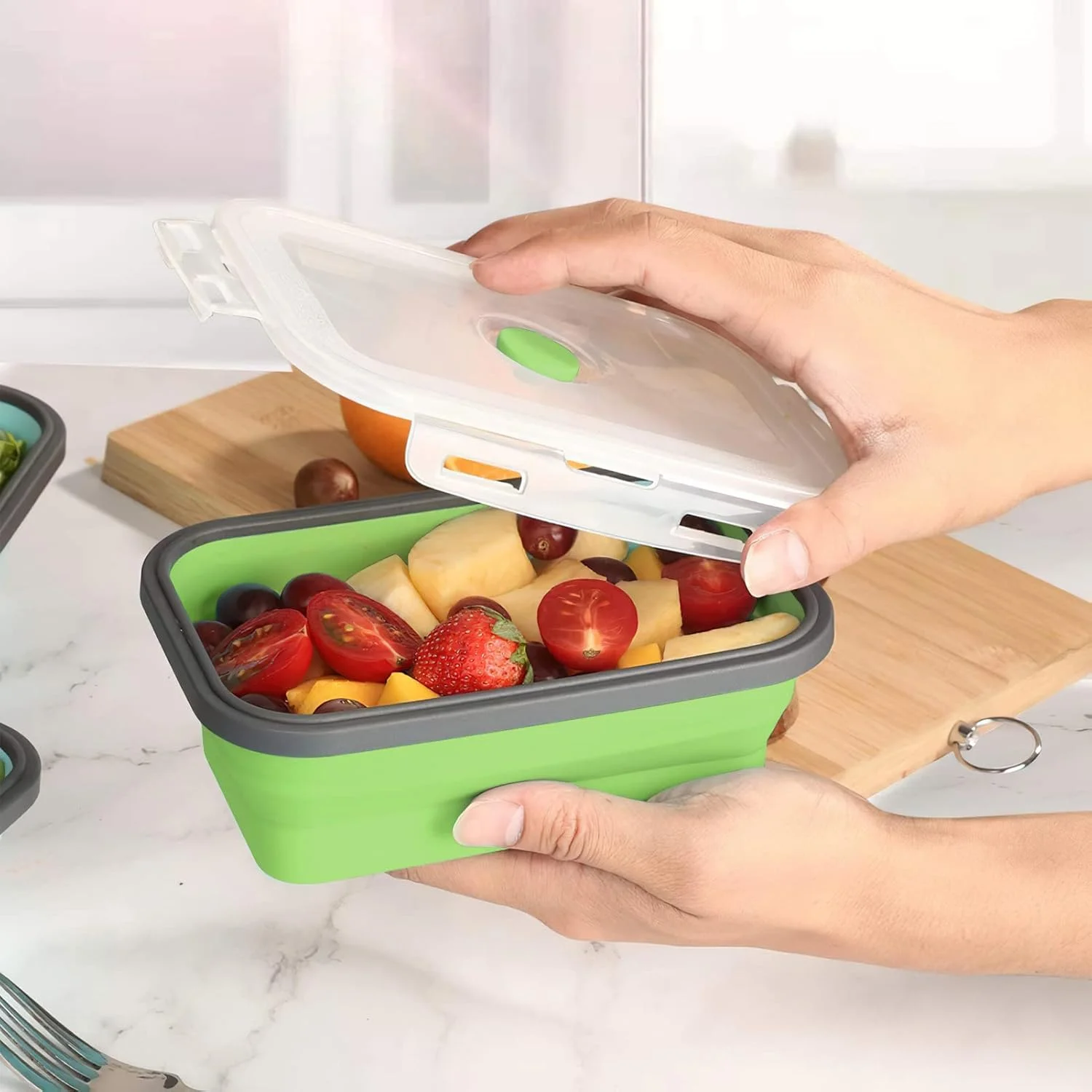 ظرف غذای سیلیکونی تاشو Beeptrum با درب، جعبه بنتو ناهار قابل حمل برای پیک نیک در فضای باز، صرفه جویی در فضا، قابل استفاده در مایکروویو، ماشین ظرفشویی و فریزر، ست 4 عددی (سبز)