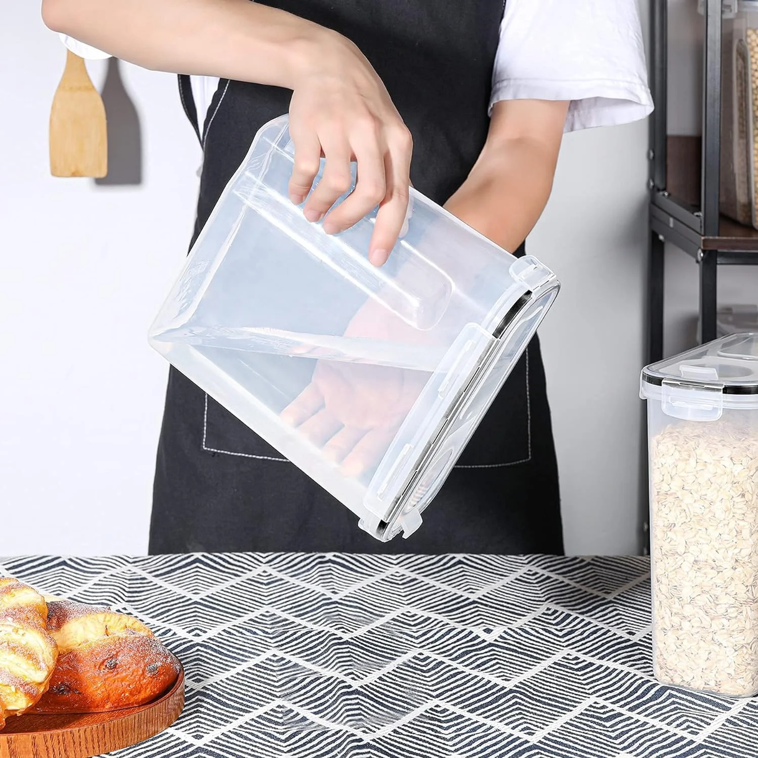 ظروف نگهداری مواد غذایی خشک و غلات MahMir®، پلاستیکی، بدون BPA، هواگیر، قابل چیدن با درب قفلدار (4 لیتر / 135 اونس) - ست 4 عددی برای شکر، آرد، تنقلات، لوازم پخت ظروف نگهداری مواد غذایی خشک و غلات MahMir®، پلاستیکی، بدون BPA، هواگیر، قابل چیدن با درب قفلدار (4 لیتر / 135 اونس) - ست 4 عددی برای شکر، آرد، تنقلات، لوازم پخت