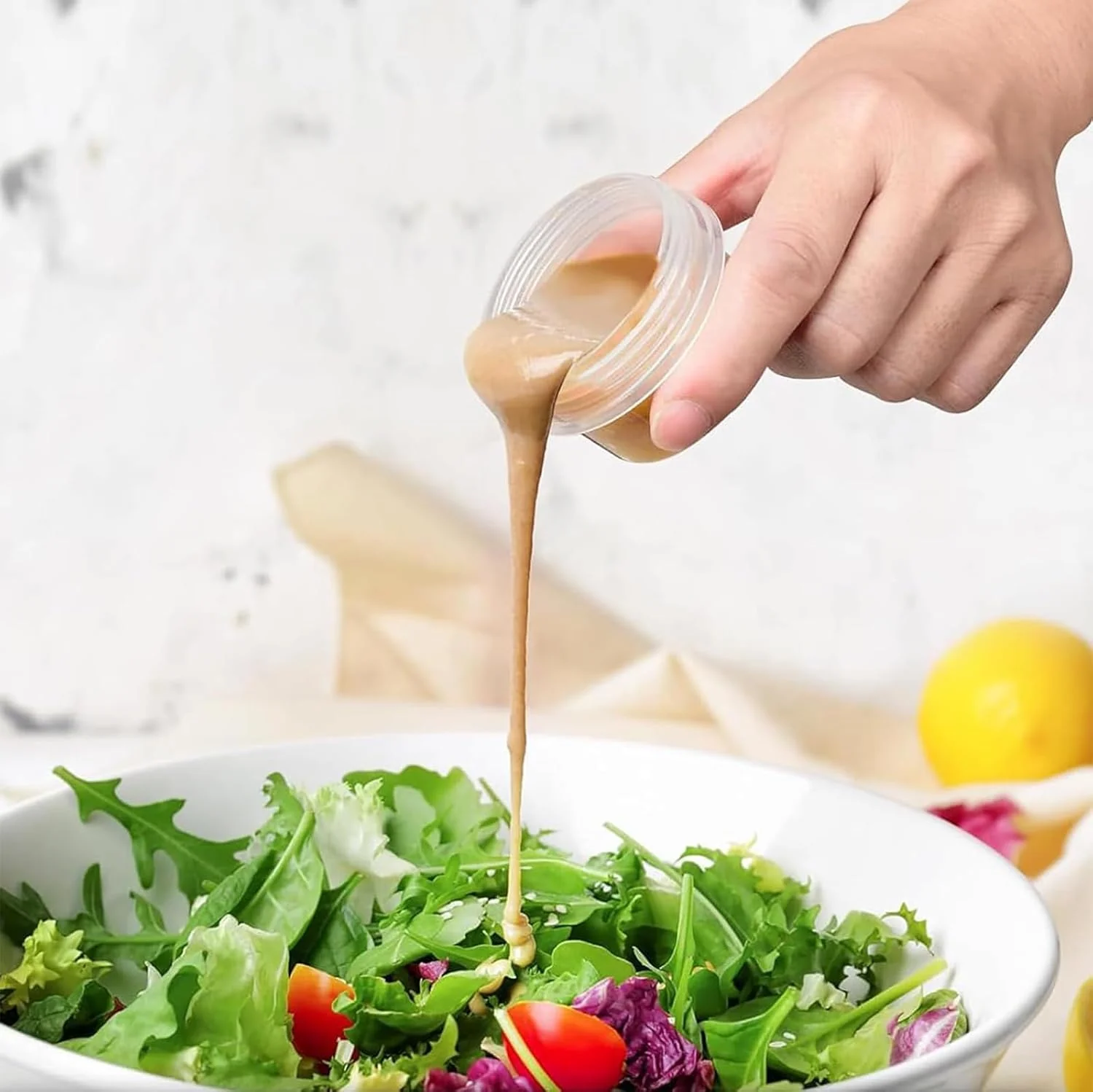 بسته 12 عددی مینی ظروف نگهداری غذا با درب - ظروف پلاستیکی کوچک، ضد هوا و ضد نشت برای سازماندهی آشپزخانه - ظروف 35 میلی لیتری قابل استفاده مجدد و قابل چیدن برای تنقلات، سس ها و غذاهای منجمد