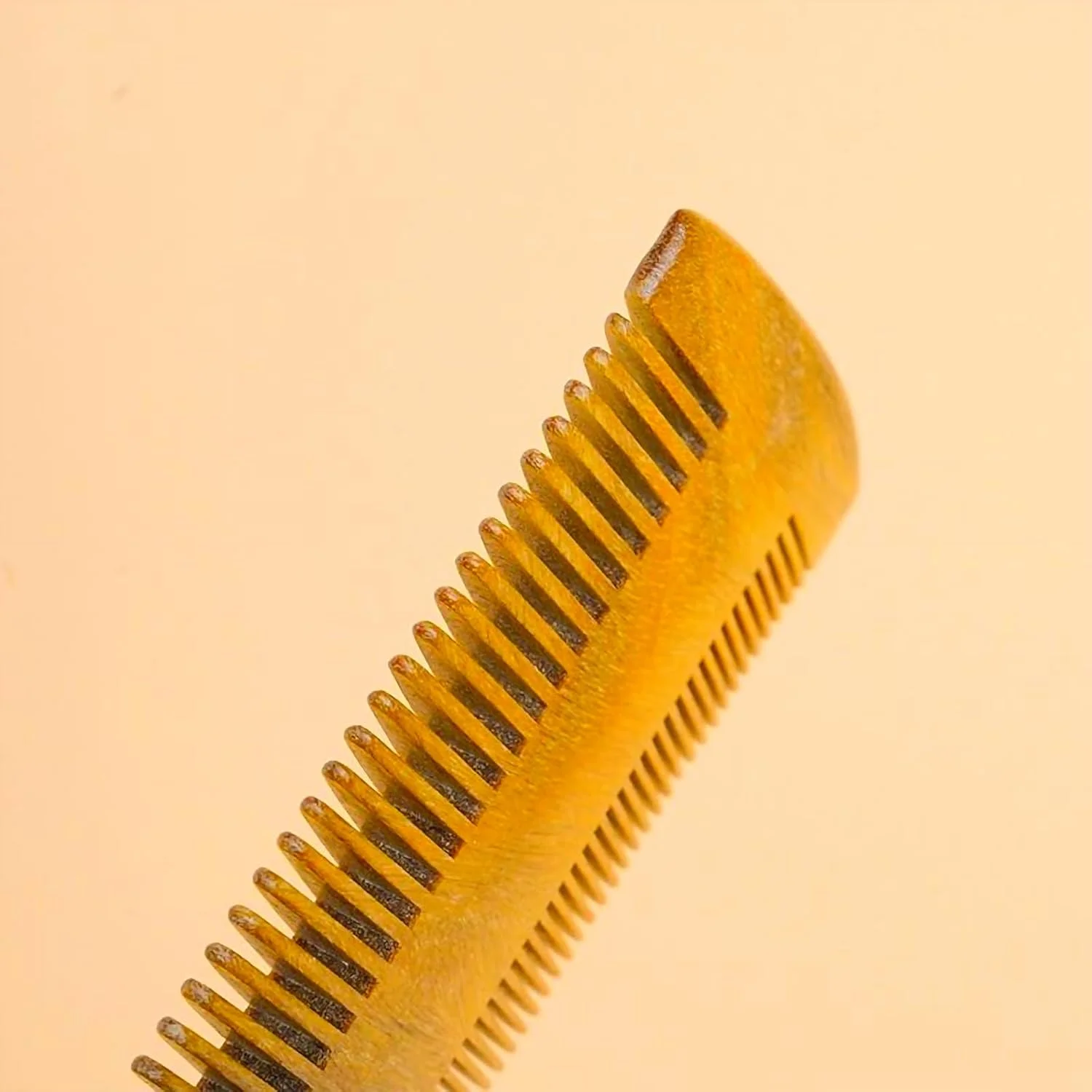 شانه چوبی صندل وود وویالین - شانه موی چوب صندل طبیعی - شانه ضد الکتریسیته ساکن برای مردان، زنان و کودکان، شانه ریش، شانه چوبی دندانه ریز، شانه دندانه پهن