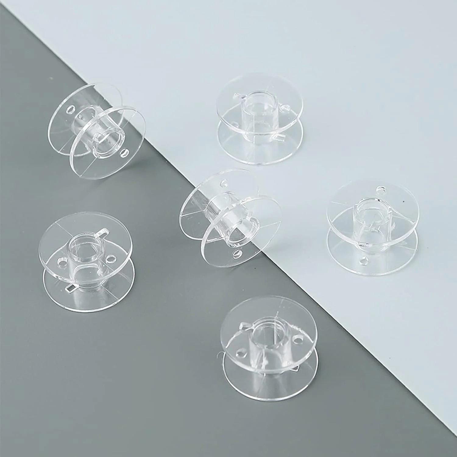 Jinpojun 25 Pieces Universal Sewing Machine Bobbins with Storage Box for Brother Singer Kenmore Janome Most Sewing Machines (Transparent) Jinpojun 25 Pieces Universal Sewing Machine Bobbins with Storage Box for Brother Singer Kenmore Janome Most Sewing Machines (Transparent)
