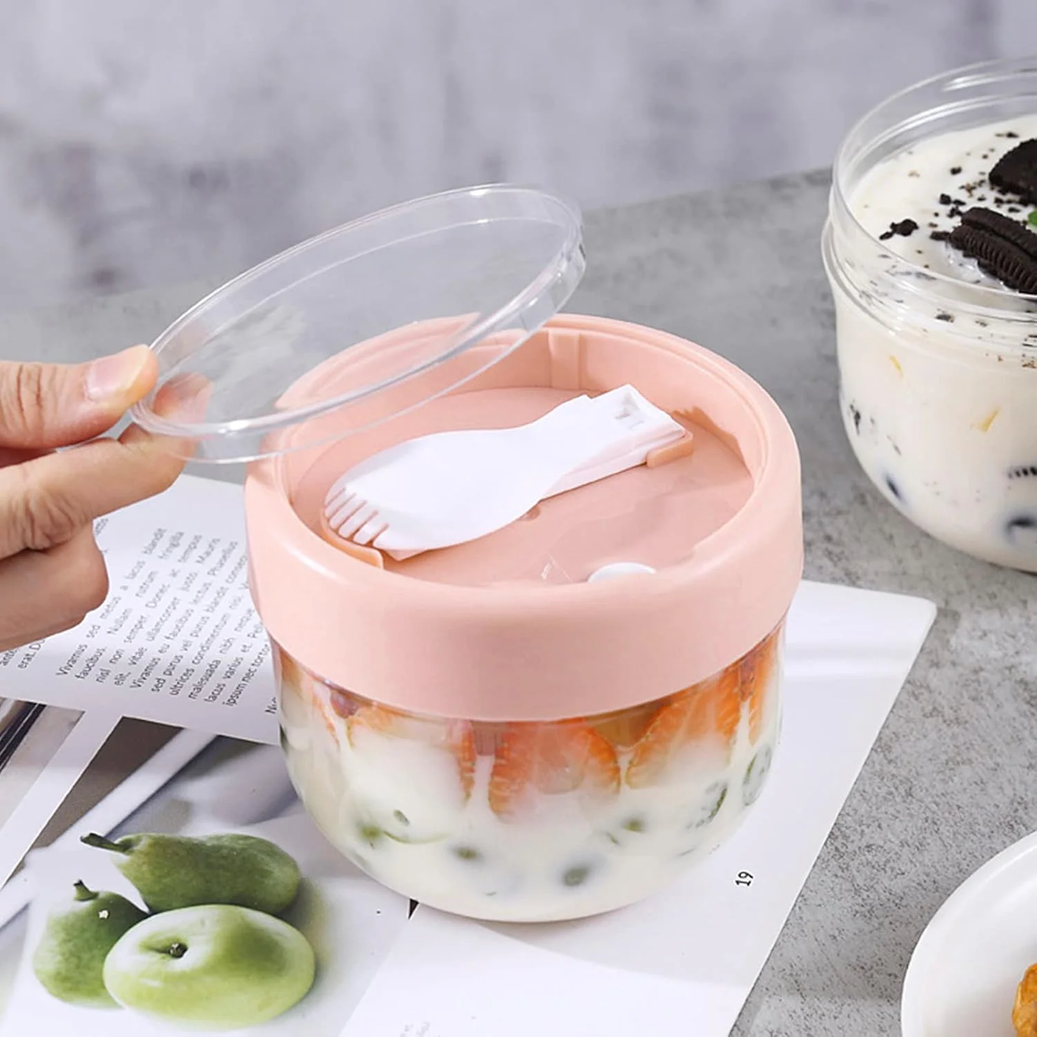 ظروف جو دوسر یک شبه 2 عددی با درب و قاشق تاشو، شیشه جو دوسر ضد نشت 600 میلی لیتری، فنجان ماست صبحانه، ظرف نگهداری مواد غذایی درب دار، فنجان دسر، مناسب برای مایکروویو (2PCS A)