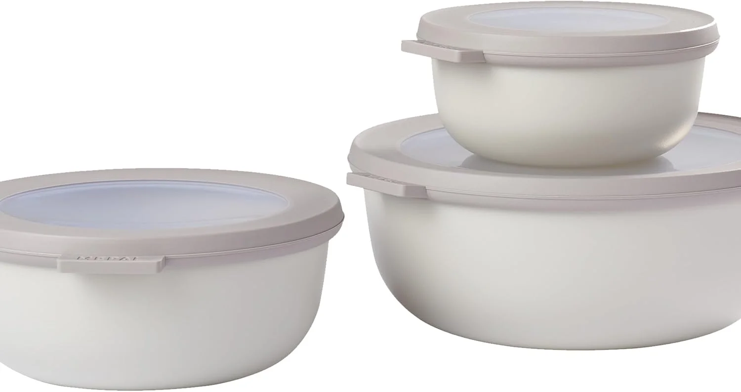 ست کاسه های گرد نگهداری غذا 3 تکه Mepal Cirqula، 350 میلی لیتر، 750 میلی لیتر، 1.25 لیتر، سفید نوردیک ست کاسه های گرد نگهداری غذا 3 تکه Mepal Cirqula، 350 میلی لیتر، 750 میلی لیتر، 1.25 لیتر، سفید نوردیک