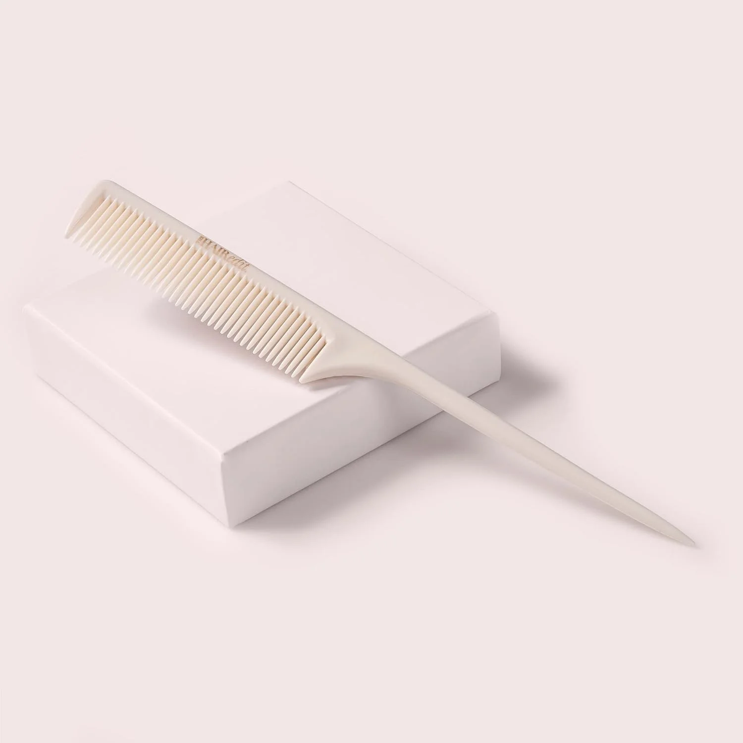 شانه دم موشی حالت دهنده و جدا کننده مو The Hair Edit