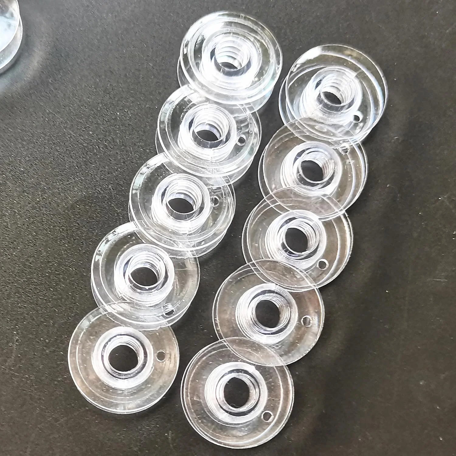 20 عدد ماسوره پلاستیکی HONEYSEW 4114401 برای چرخ خیاطی های Husqvarna Viking 100 105 Classica 120 150 6540