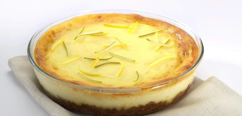 ظرف کیک شیشه ای پیرکس مدل Bake & Enjoy با مقاومت بالا، 26 سانتی متر ظرف کیک شیشه ای پیرکس مدل Bake & Enjoy با مقاومت بالا، 26 سانتی متر