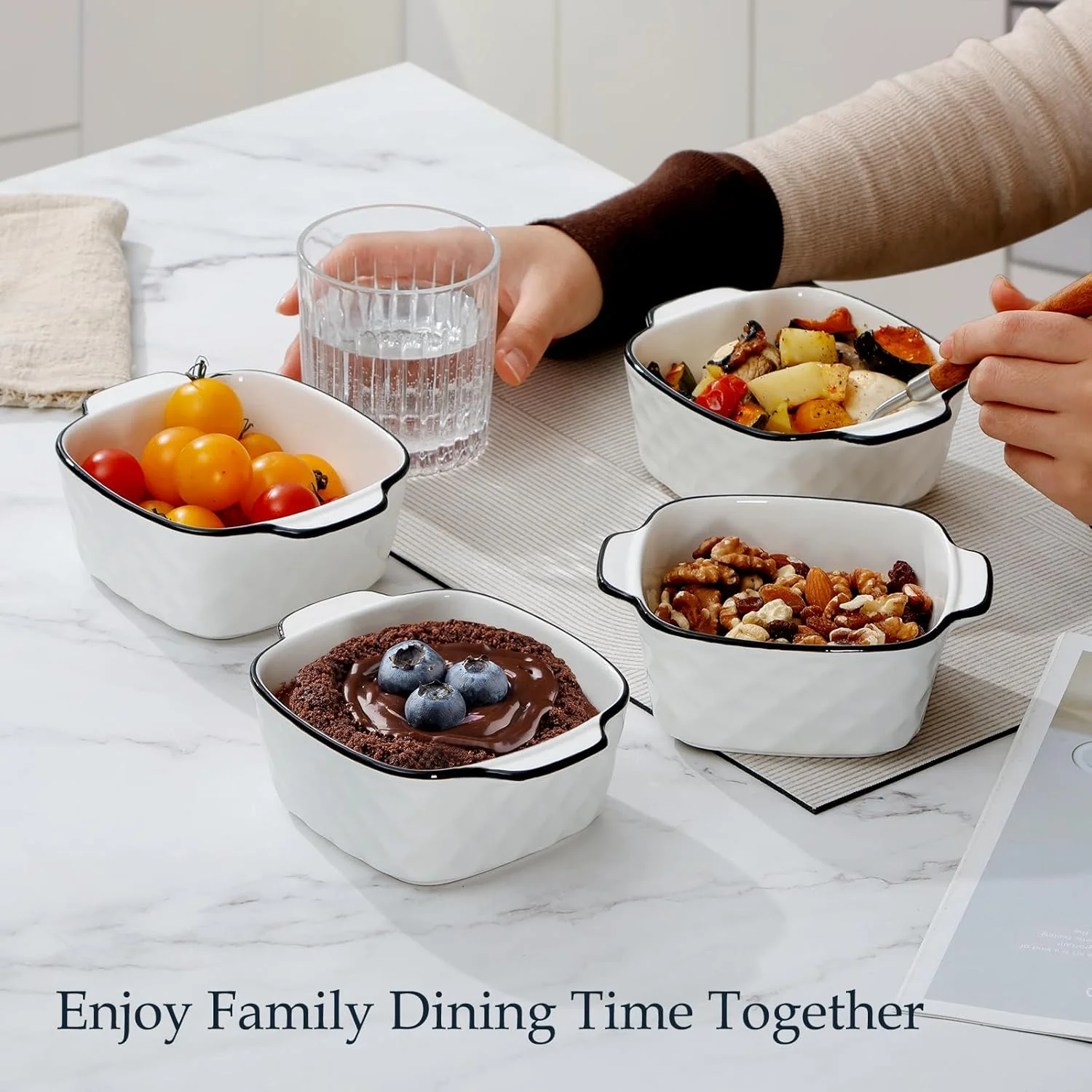 ست 4 تایی ظروف سرامیکی پخت نوتری یو پی اس، ابعاد 14.4x11.4x5.6 سانتی متر، ظرف پخت مربع شکل - طرح الماس، ظرف کوچک 400 میلی لیتری مناسب سرخ کن هوا، ظروف پخت سرامیکی با دستگیره