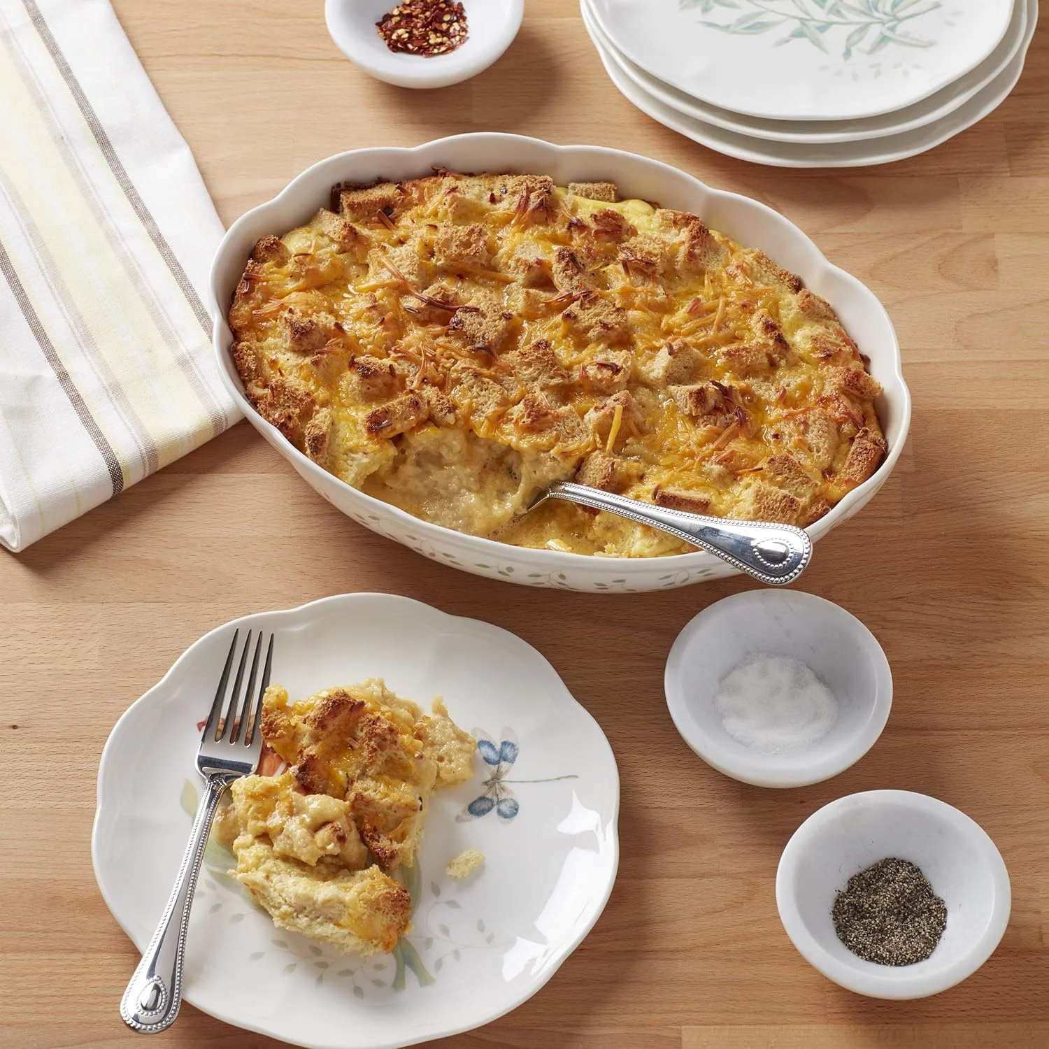 ظرف بیضی شکل لنوکس باترفلای میدو، چینی، چند رنگ، 2.8 پوند ظرف بیضی شکل لنوکس باترفلای میدو، چینی، چند رنگ، 2.8 پوند