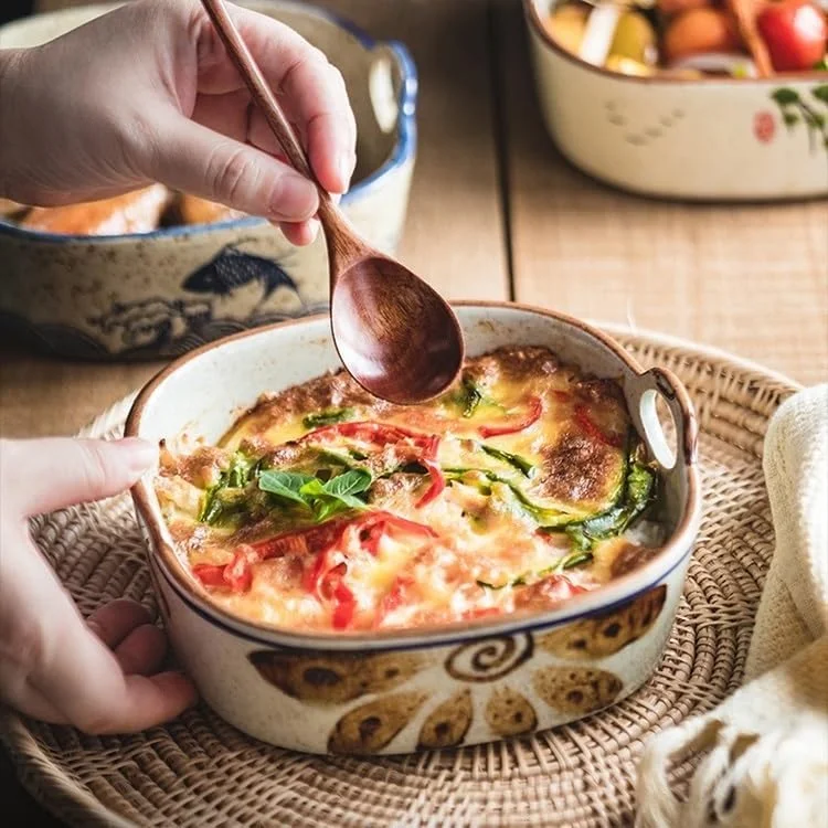 ظرف پخت و پز آشپزخانه، ظرف سالاد میوه سرخ شده خانگی، سینی برنج پخته شده در فر، ظروف غذاخوری سرامیکی، ظرف پخت دو گوش، ظرفیت 590 میلی لیتر ظرف پخت و پز آشپزخانه، ظرف سالاد میوه سرخ شده خانگی، سینی برنج پخته شده در فر، ظروف غذاخوری سرامیکی، ظرف پخت دو گوش، ظرفیت 590 میلی لیتر