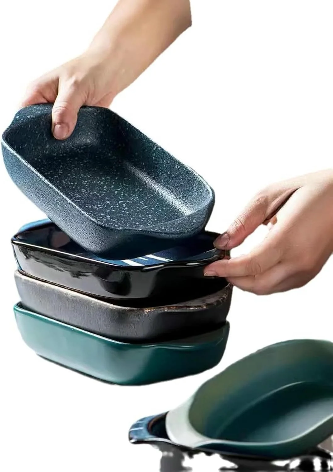 ظرف پخت سرامیکی خانگی به سبک ژاپنی، طرح کوره ای زیر لعابی خلاقانه با دو دستگیره - مربع 9.5 اینچ سبز ظرف پخت سرامیکی خانگی به سبک ژاپنی، طرح کوره ای زیر لعابی خلاقانه با دو دستگیره - مربع 9.5 اینچ سبز