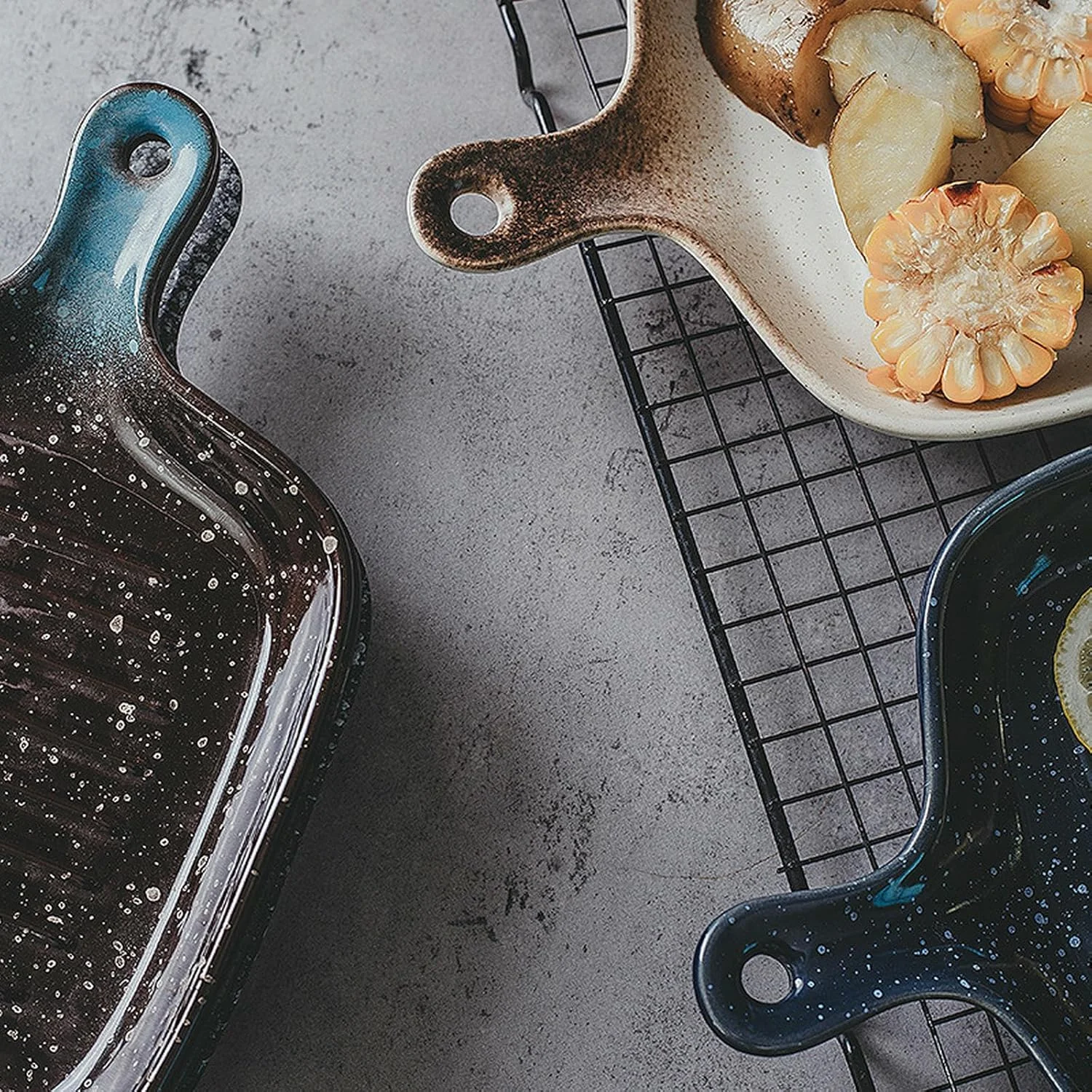 بشقاب دسته دار سرامیکی با طرح خلاقانه ژاپنی و لعاب کوره ای نامنظم - [دریای مه آلود]