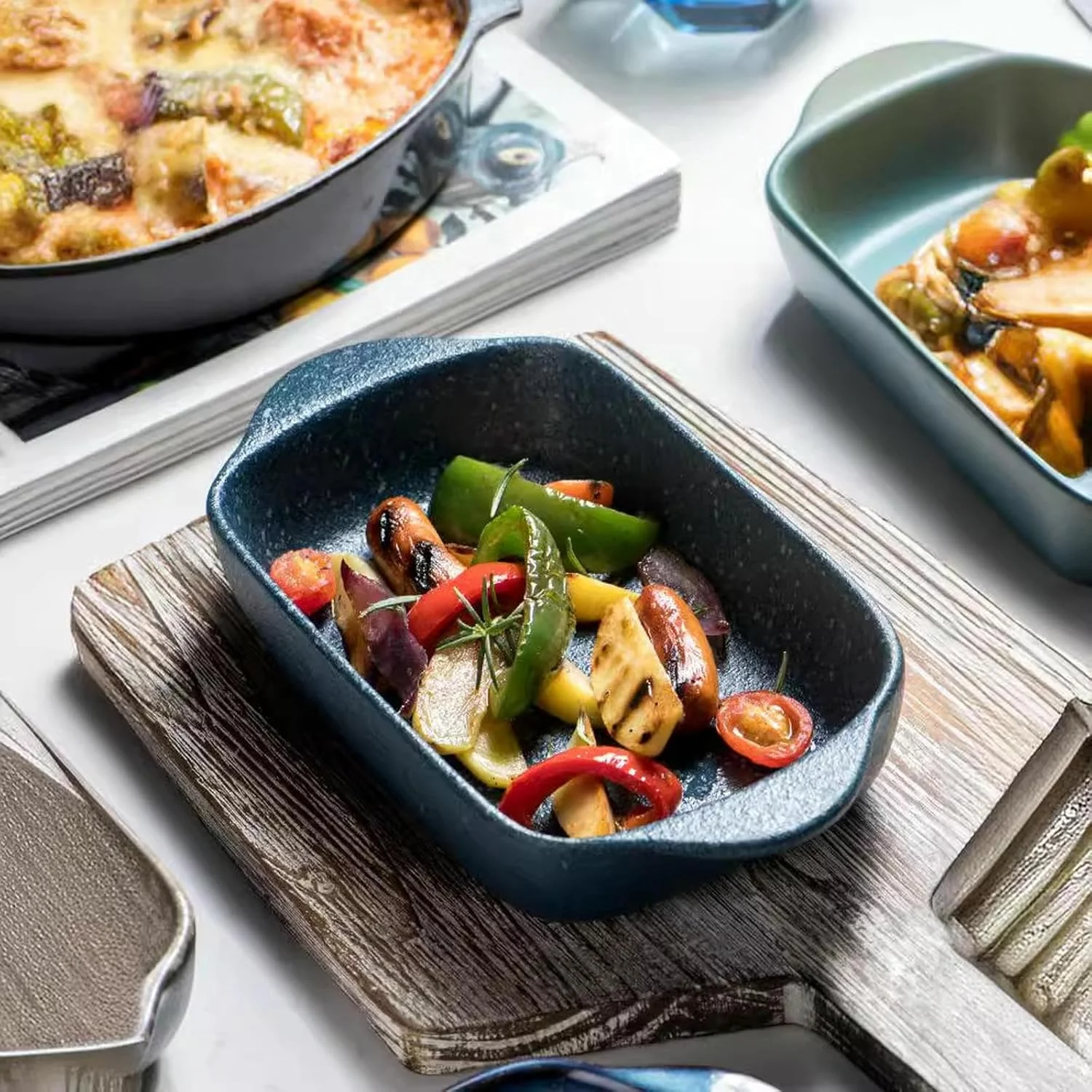 ظرف پخت سرامیکی خانگی به سبک ژاپنی، طرح کوره ای زیر لعابی خلاقانه با دو دستگیره - مربع 9.5 اینچ سبز ظرف پخت سرامیکی خانگی به سبک ژاپنی، طرح کوره ای زیر لعابی خلاقانه با دو دستگیره - مربع 9.5 اینچ سبز